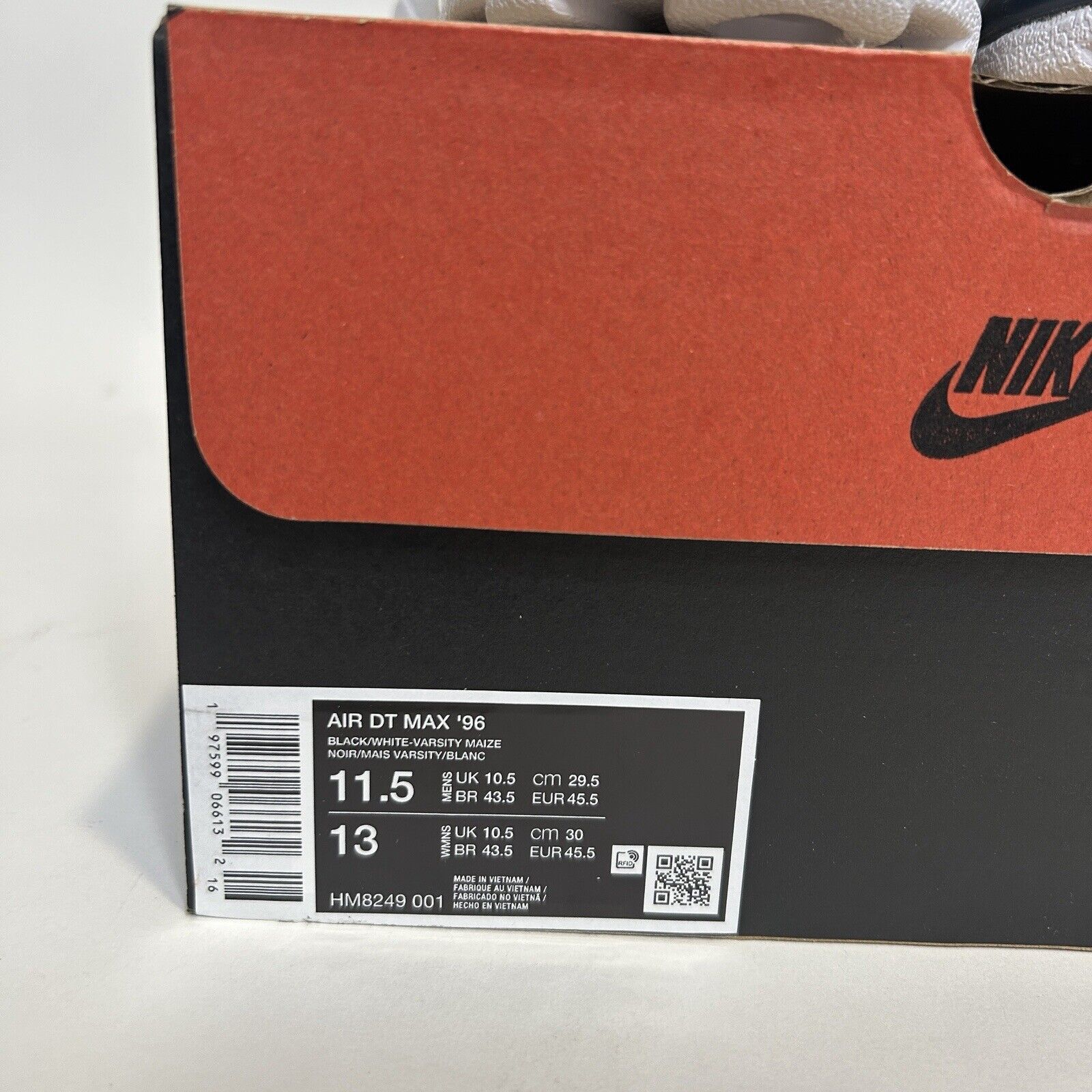 Nike Nike Air DT Max '96 “Black Varsity Maize/Deion Sanders” 2024 Size US 11.5 / EU 44-45 - 5 Thumbnail