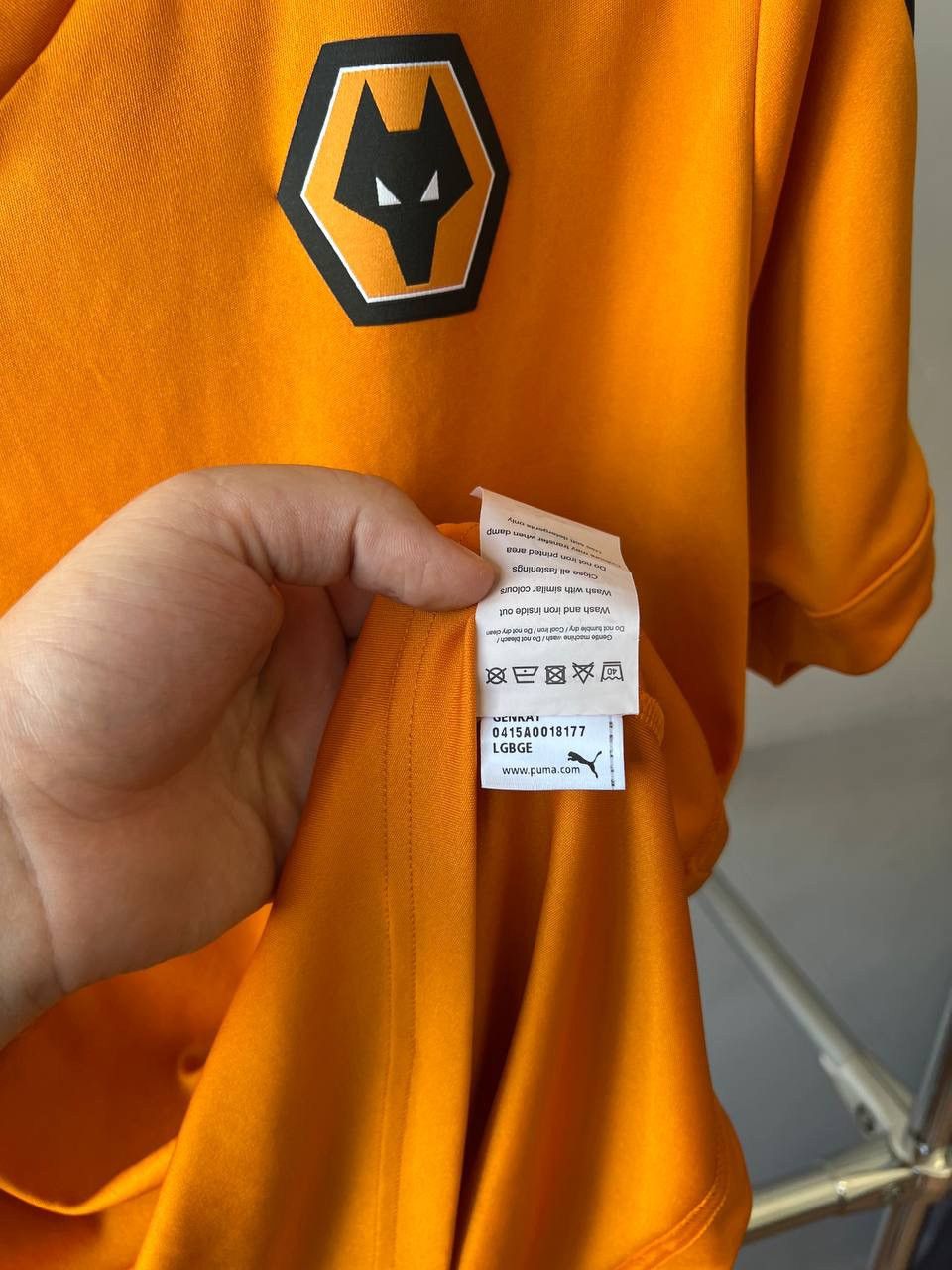 Puma 2015/16 WOLVERHAMPTON HOME SOCCER JERSEY FOOTBALL SHIRT PUMA Size US M / EU 48-50 / 2 - 8 Thumbnail