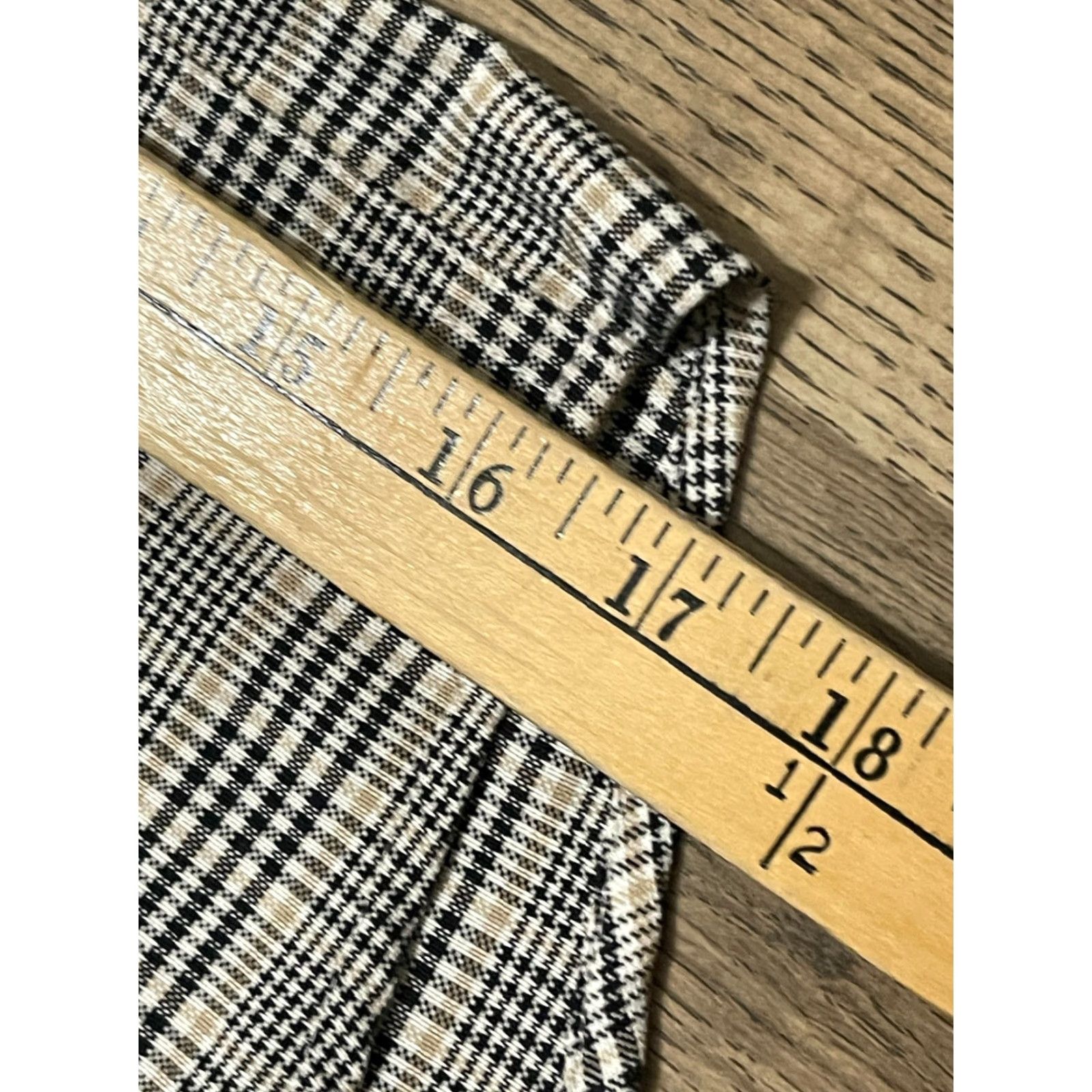 Croft & Barrow Croft & Barrow Shirt Mens Large Black Tan White Plaid Button Up Size US L / EU 52-54 / 3 - 7 Thumbnail