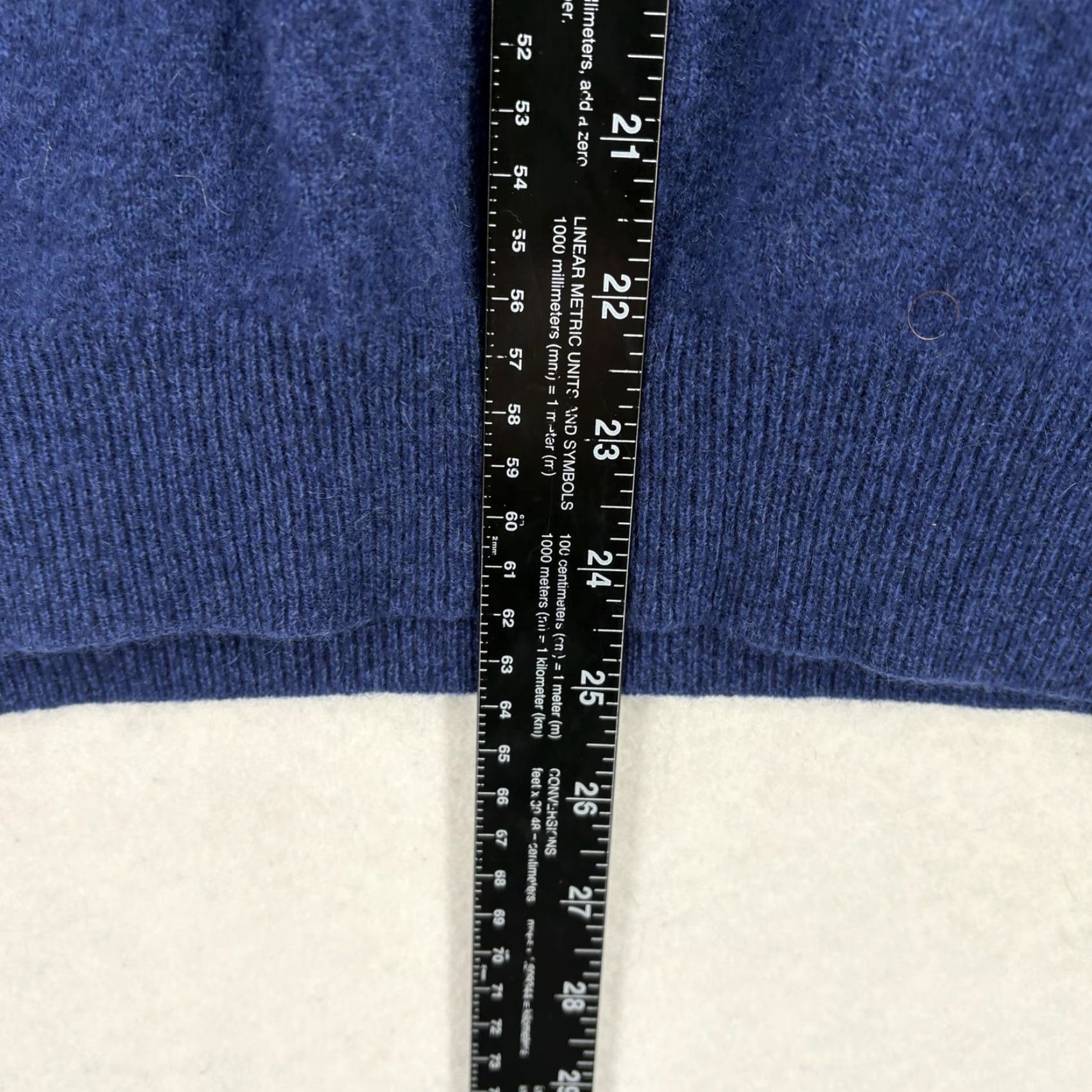 Jos. A. Bank Jos. A. Bank Sweater Mens XL Blue 100% Cashmere V-Neck Executive Pullover Knit Size US XL / EU 56 / 4 - 6 Thumbnail