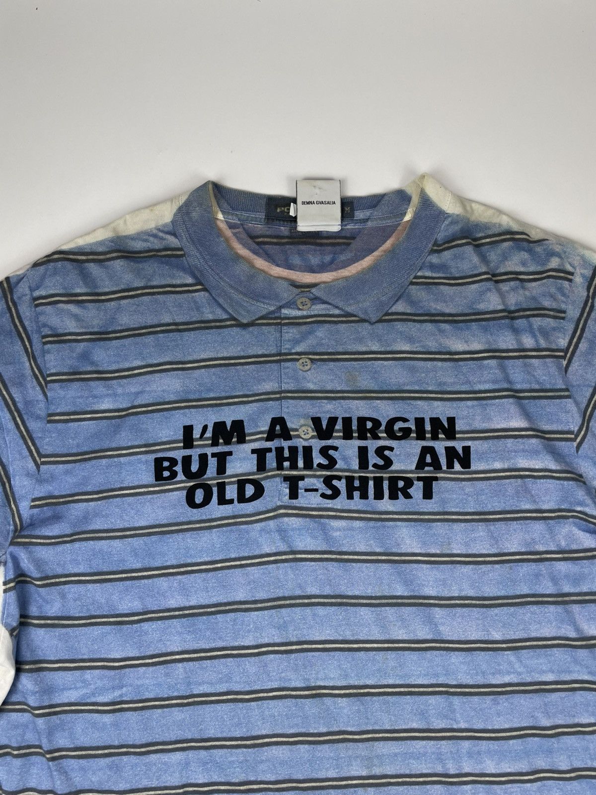 Vetements Vetements „i am a virgin but this is an old t-shirt“ Size US M / EU 48-50 / 2 - 2 Thumbnail