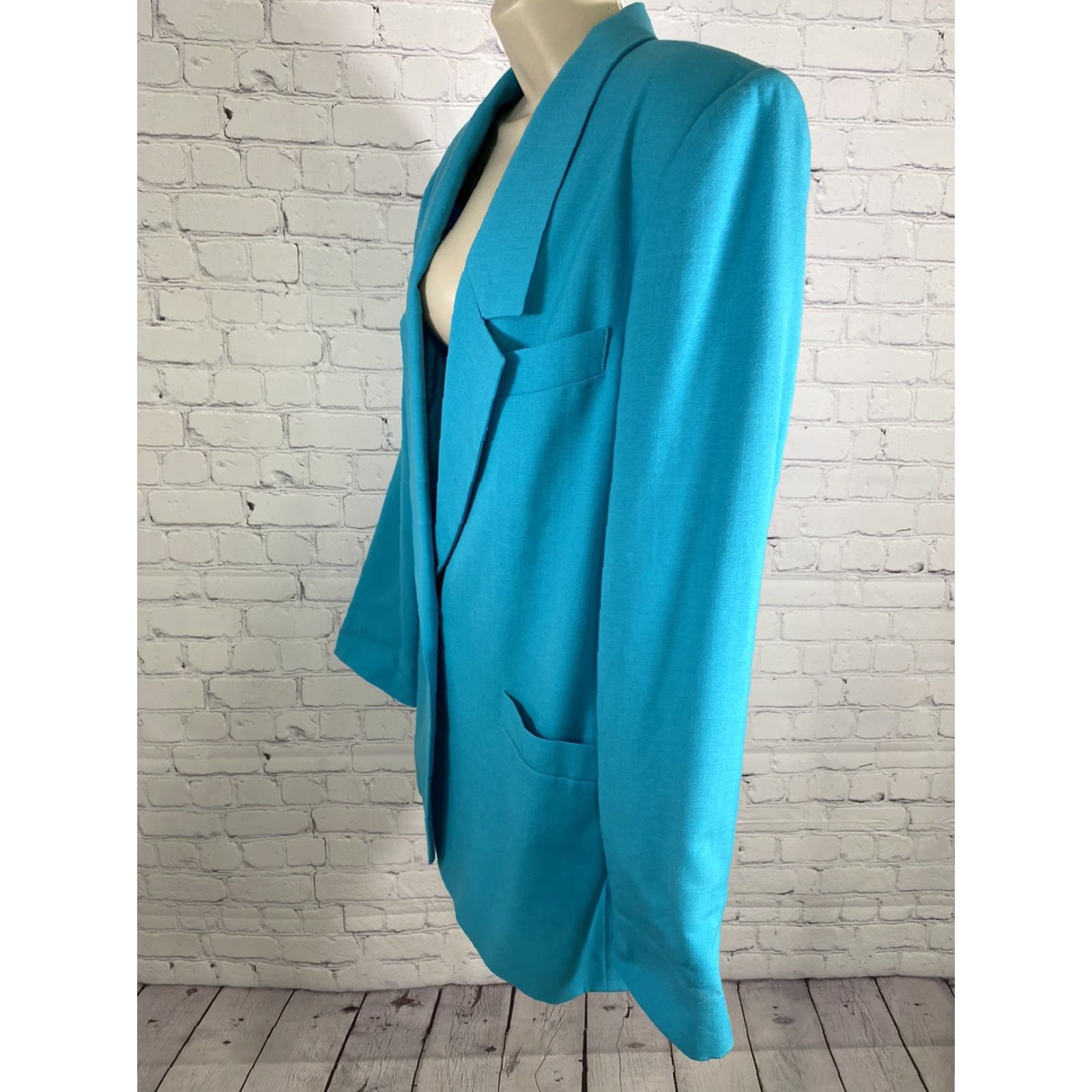 Vintage VTG Lynn Greene Blazer Women’s 10 Notch Lapel Single Button Jacket Solid Blue Mid-Length Lined Polyester Rayon Size L / US 10 / IT 46 - 3 Thumbnail