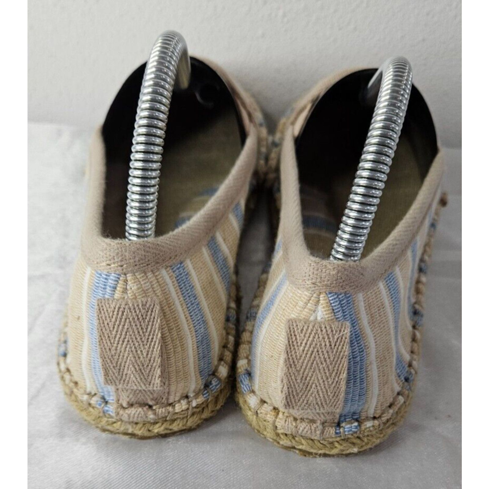 Other Acorn Espadrille Slippers Women’s Size 8 Beige Blue Striped Size US 8 / IT 38 - 3 Thumbnail
