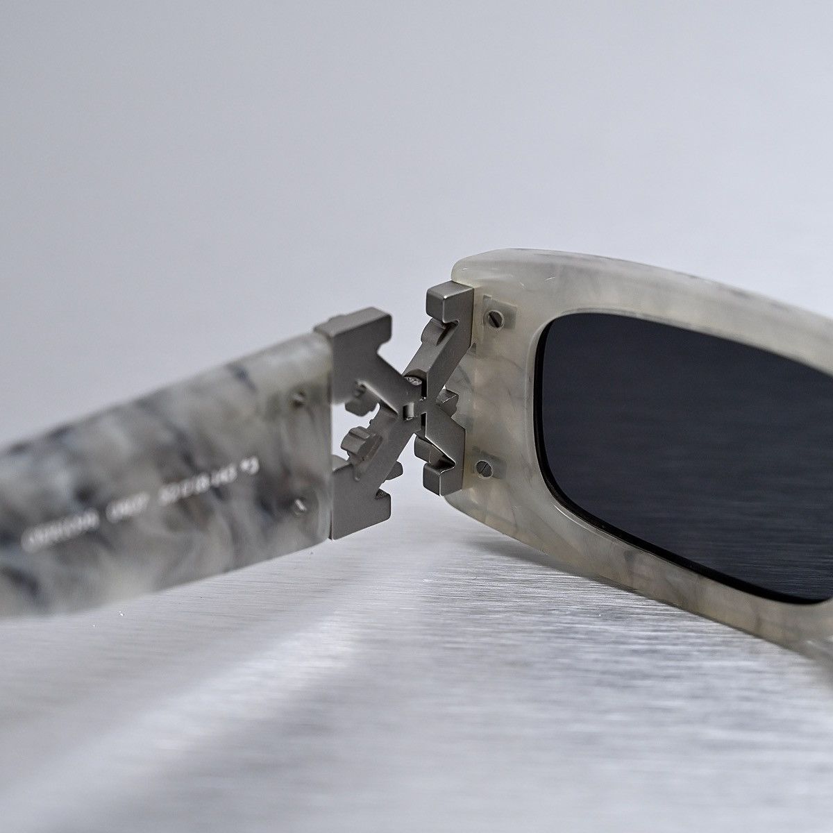 Off-White OFF WHITE ROMA SUNGLASSES Size ONE SIZE - 8 Thumbnail