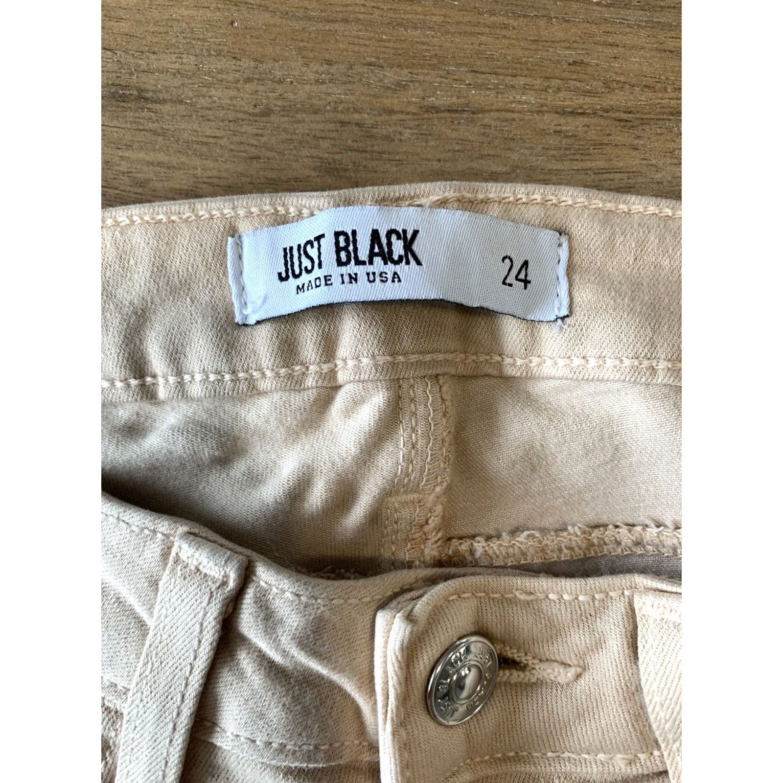 Denime JUST BLACK Jeans Women Sz 24 Skinny Beige Denim Stretch Distressed Hem Made USA Size 42" / US 20 - 5 Thumbnail