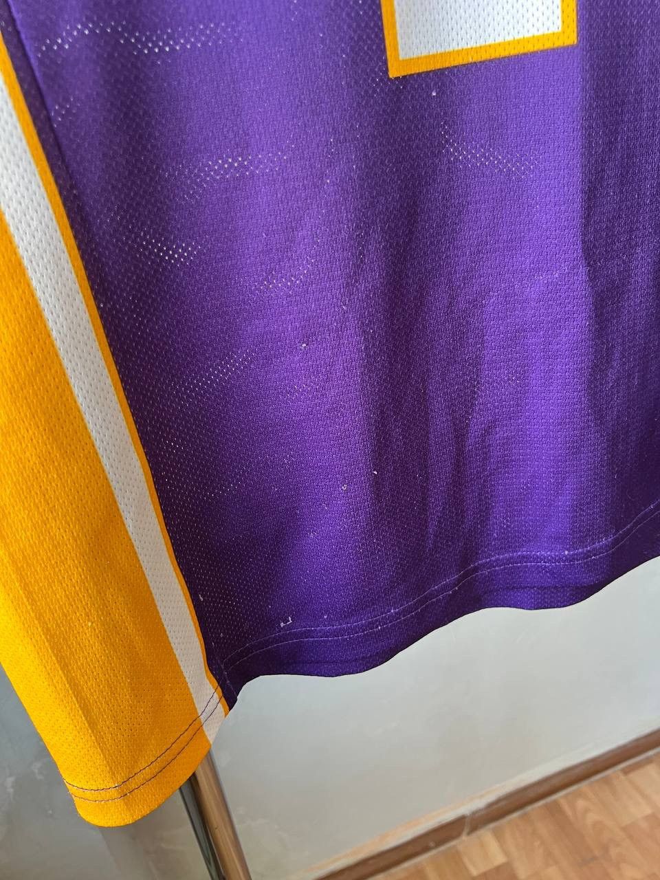 NBA VINTAGE LOS ANGELES LAKERS #24 BASKETBALL CHAMPION JERSEY L Size US L / EU 52-54 / 3 - 8 Thumbnail