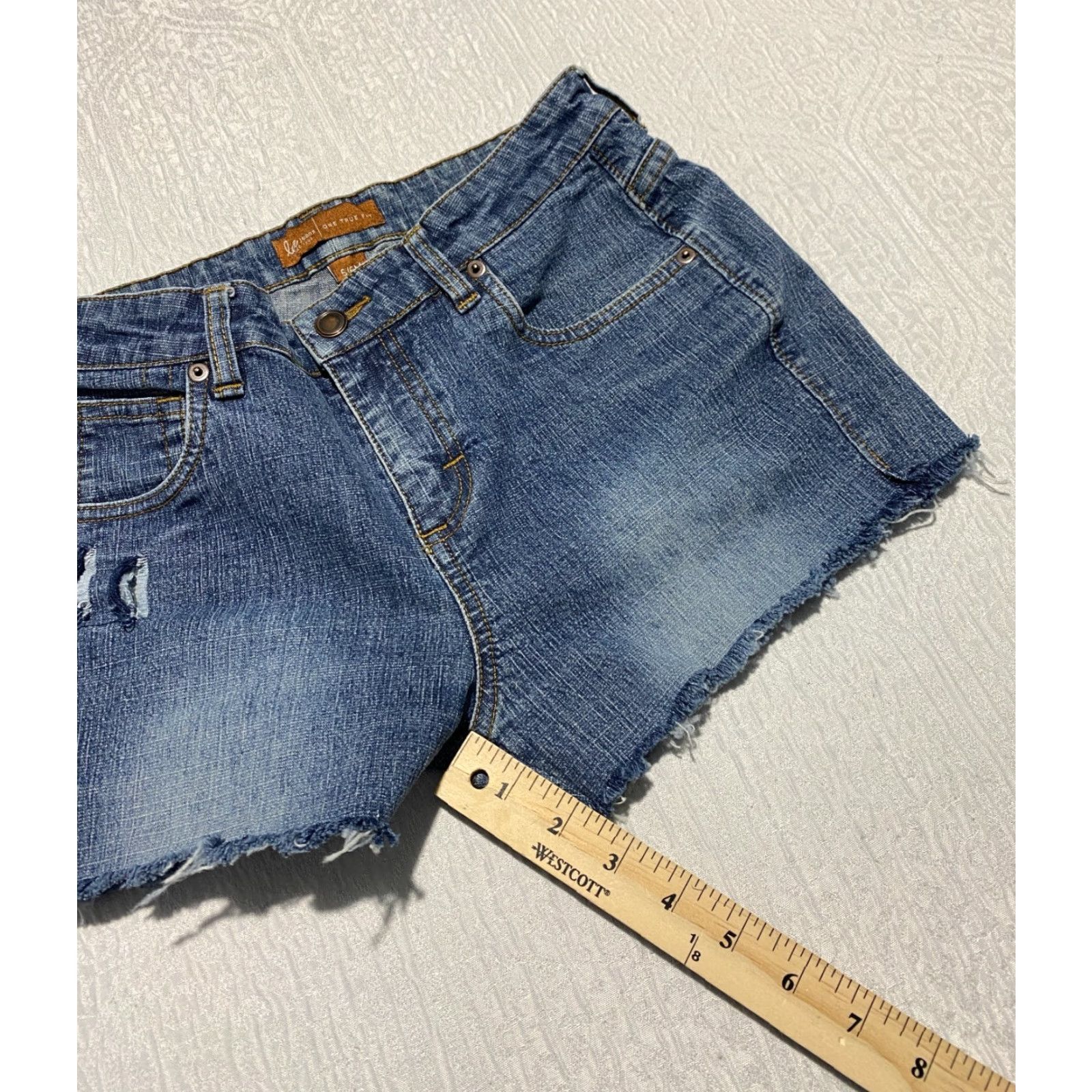 Lee Lee Womens 28 Denim Cut-Off Shorts Distressed Stretch 2.5in Inseam Summer Casual Jeans Converted Jorts Blue"} Size 28" / US 6 / IT 42 - 5 Thumbnail