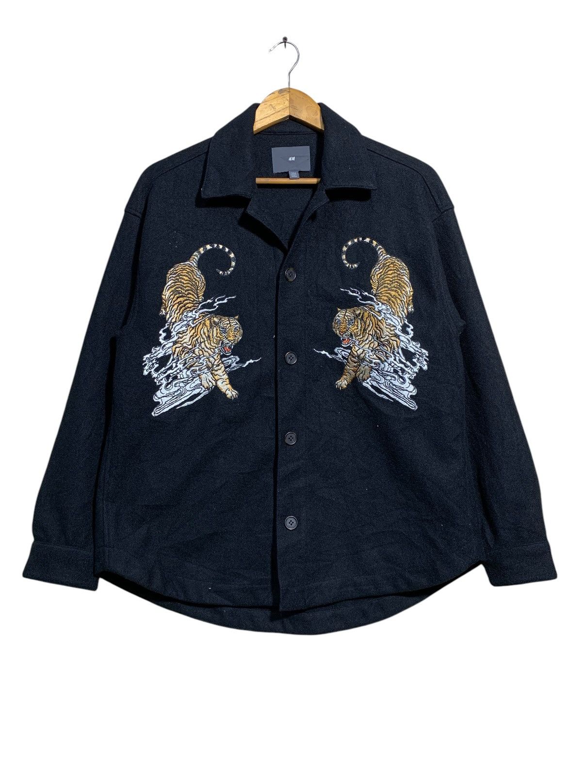 H&M × Japanese Brand 🔥H&M TIGER EMBROIDERY YAKUZA STYLE JACKET Size US L / EU 52-54 / 3 - 1 Thumbnail