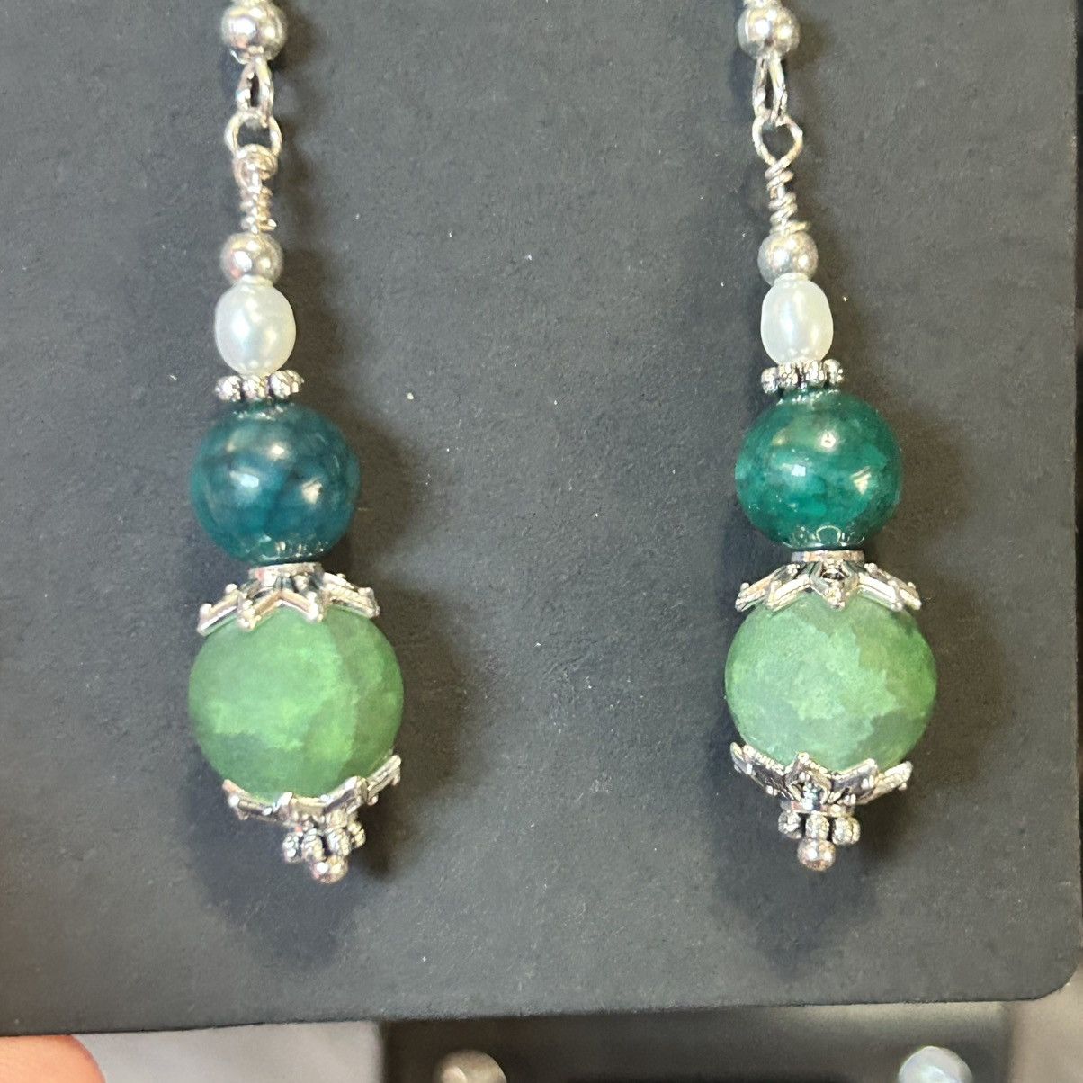 Handmade Handcrafted green crackle glass dragon vein agate earrings Size ONE SIZE - 3 Thumbnail