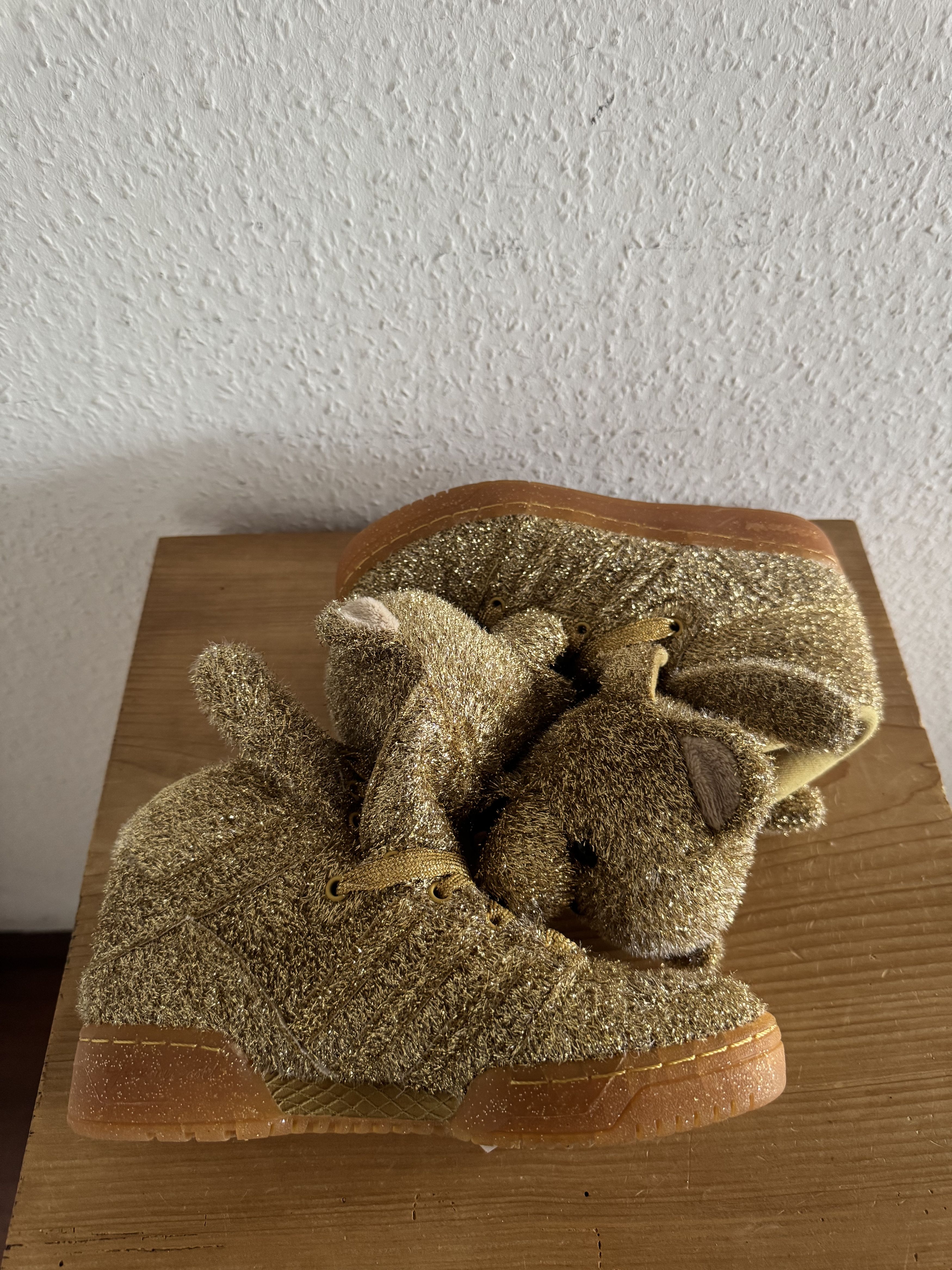 Adidas × Jeremy Scott Gold Teddy Bear Sneakers Size US 5.5 / IT 35.5 - 11 Thumbnail