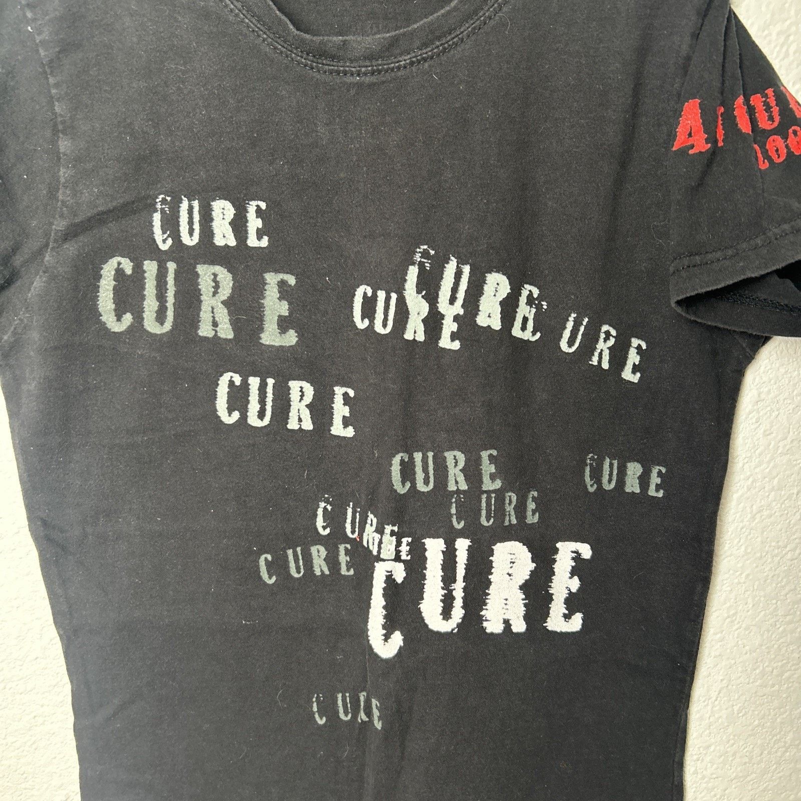 Vintage The Cure 4 Tour 2008 World Tour T-Shirt Women XS/SMALL Size XS / US 0-2 / IT 36-38 - 2 Thumbnail