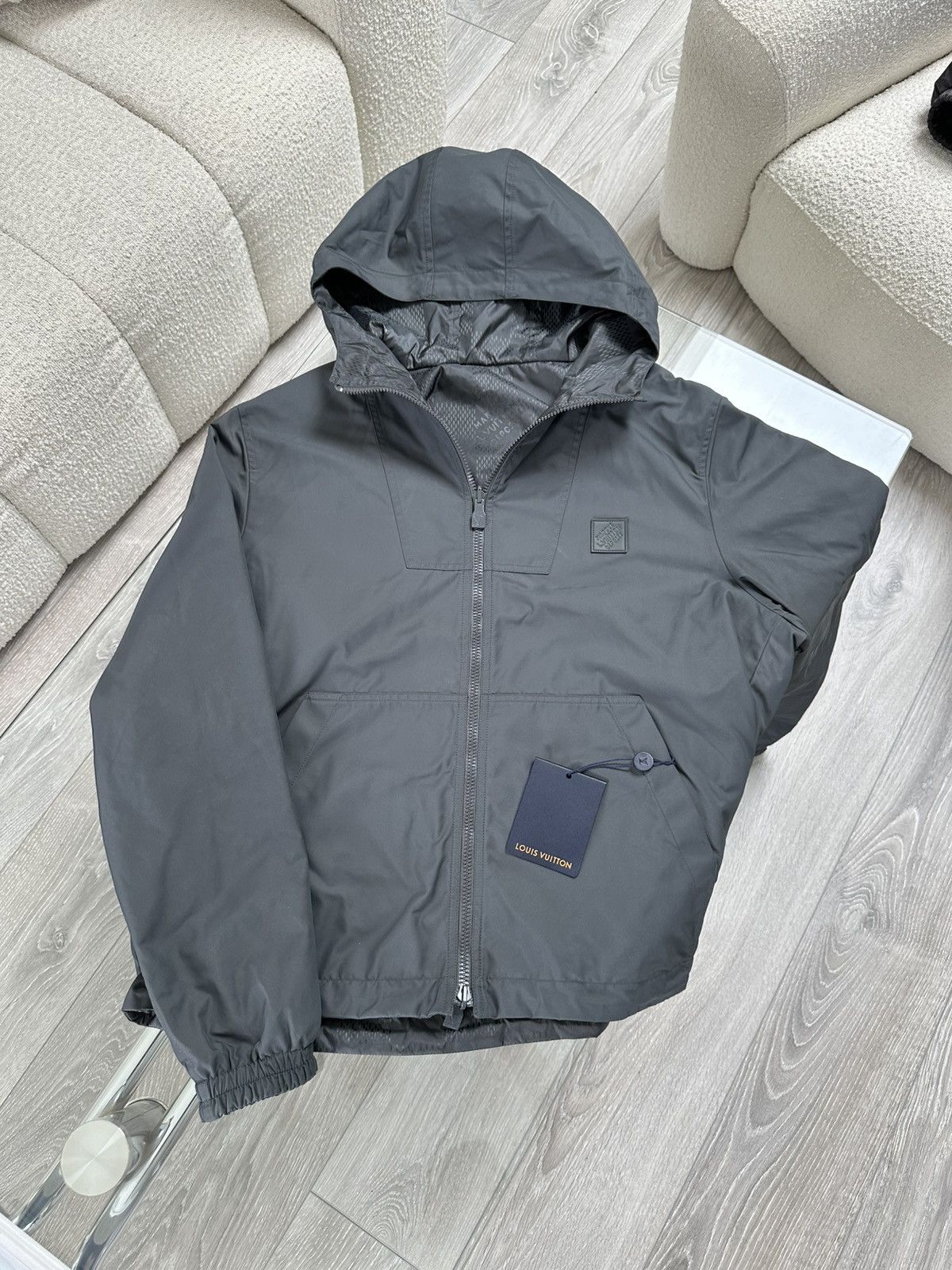 Louis Vuitton Louis Vuitton Monogram Reversible Windbreaker Brand New 48 Size US M / EU 48-50 / 2 - 1 Thumbnail