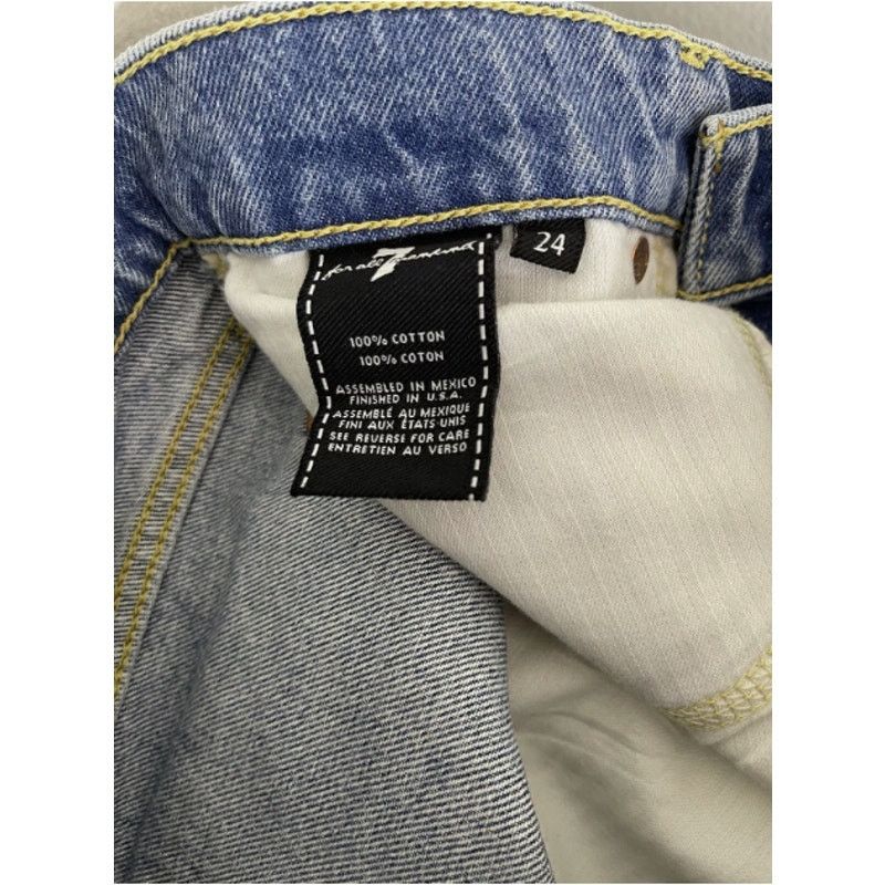 7 For All Mankind 7 FOR ALL MANKIND JOSEFINA BOYFRIEND DESTROY STUDS size 24 Size 24" / US 00 / IT 34 - 2 Thumbnail
