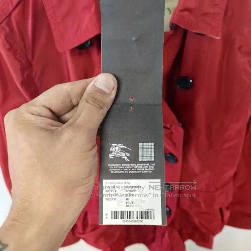 Burberry Burberry Red Women's Trench Coat. Size XXS / US 00 / IT 34 - 6 Thumbnail
