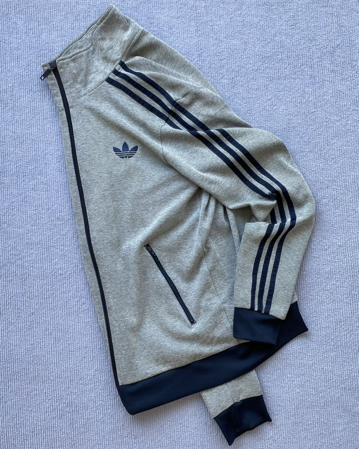 Adidas Vintage Adidas Grey/Navy Trefoil Track Jacket✨ Size US M / EU 48-50 / 2 - 4 Thumbnail