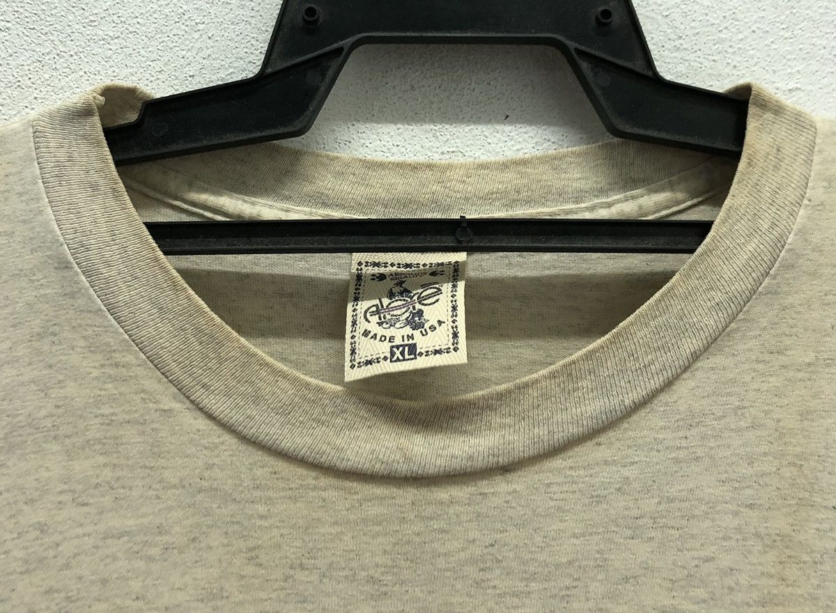 Vintage Vintage Alore There's One In Every Crowd Made In Usa T-Shirt Size US XL / EU 56 / 4 - 4 Thumbnail
