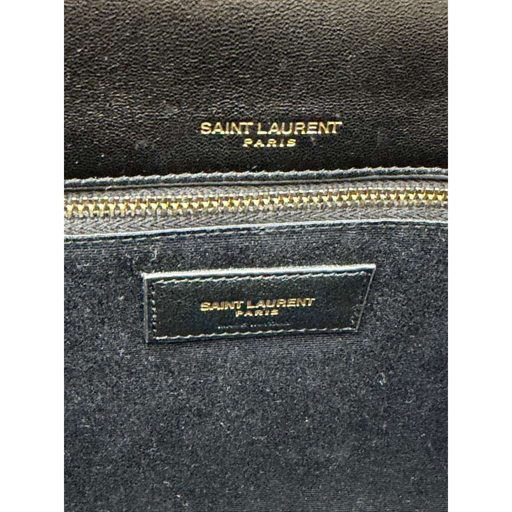 Saint Laurent Paris CC31 Size: OS / YSL Medium Niki Bag in Black Size ONE SIZE - 9 Thumbnail