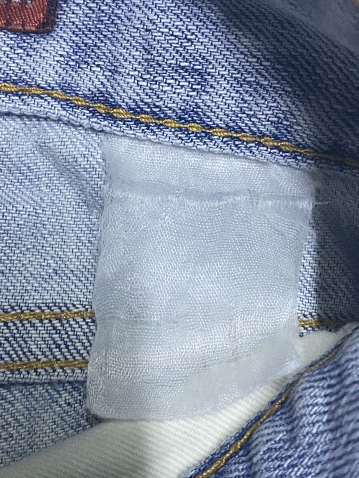 Japanese Brand Vintage Japanese Brand Hush Hush Light Wash Flare Jeans Size US 29 - 17 Thumbnail