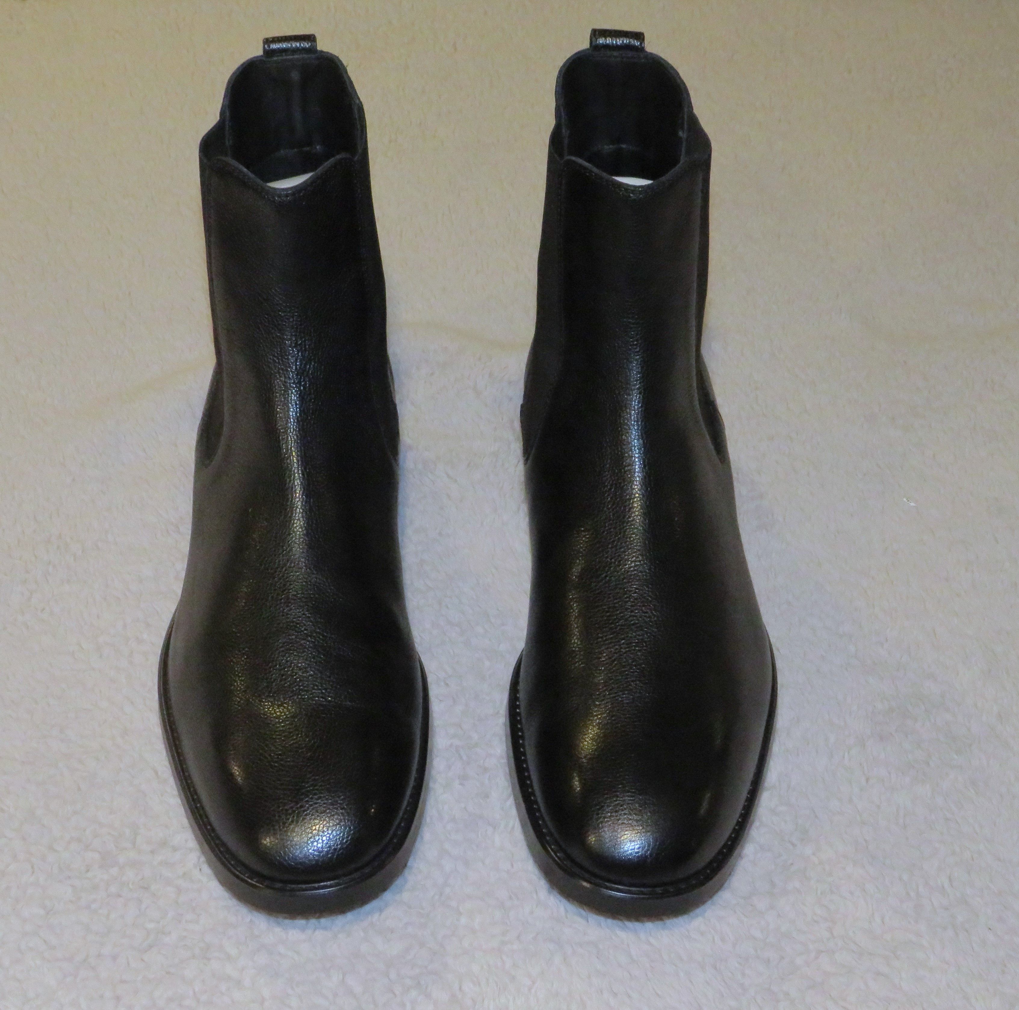 Robert Black Grain Leather Plain Toe Chelsea Boot 11