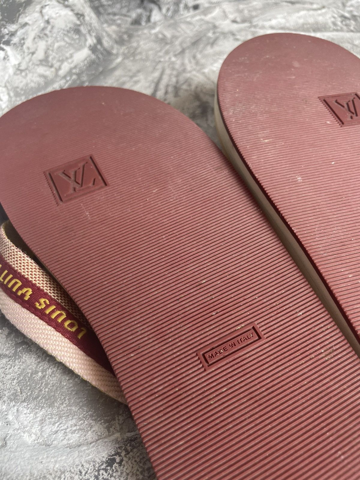 Louis Vuitton Louis Vuitton Monogram Flower Rubber Sandals Size ~39 Size US 8.5 / IT 38.5 - 8 Thumbnail
