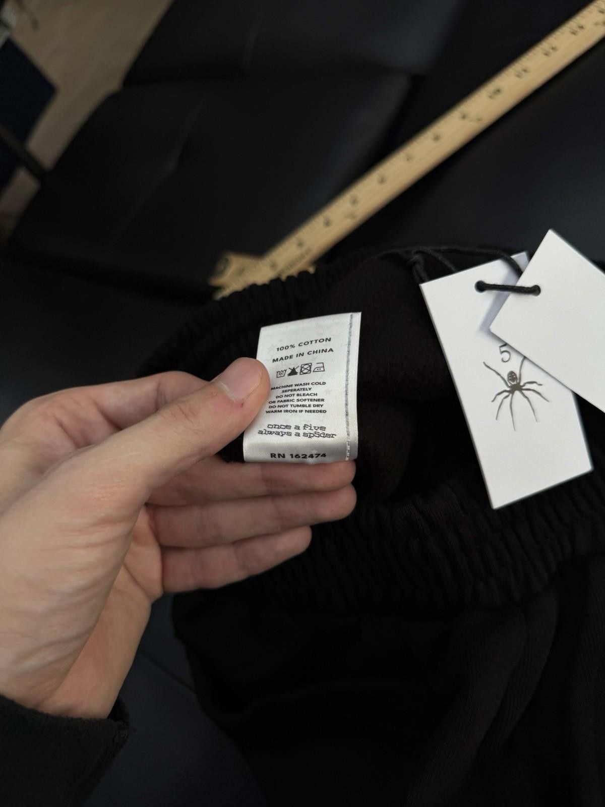 Sp5der Sp5der OG Web V2 Phantom Sweatshort “Black Red” (Small) NEW Size US 30 / EU 46 - 11 Thumbnail