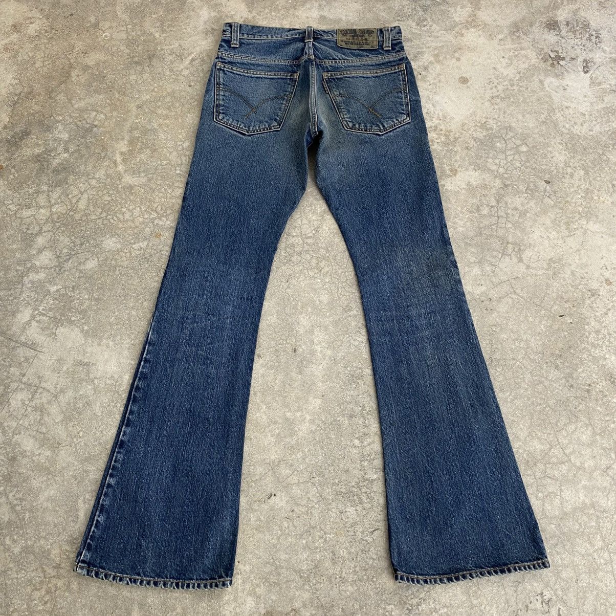 Blue Blue Japan 2000’s Blue Blue Japan Stonewashed Denim Flared Jeans Size US 29 - 7 Thumbnail