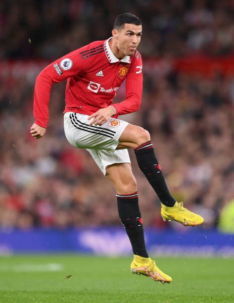 Adidas Manchester united home 2022/2023 c. ronaldo jersey football Size US M / EU 48-50 / 2 - 12 Thumbnail