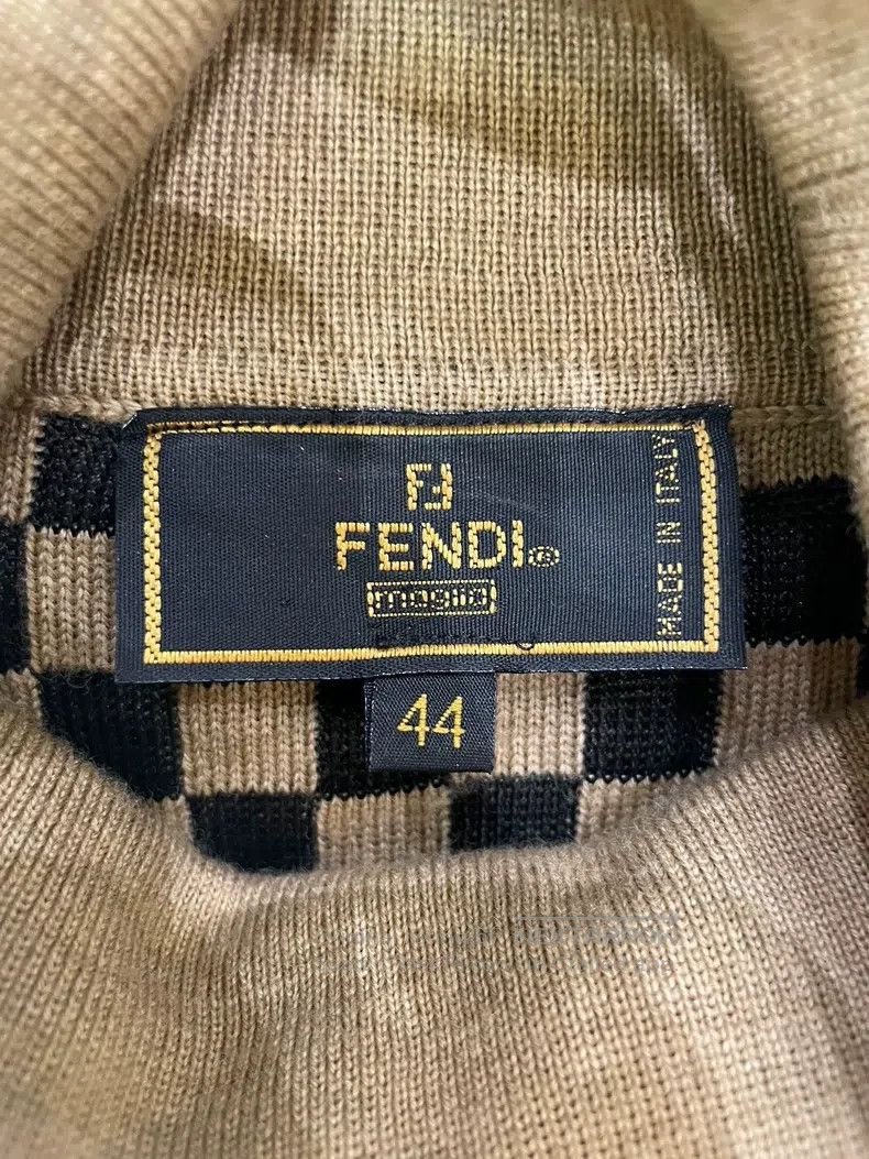 Fendi Fendi Letter Logo Checkered High-Neck Sweater Size US S / EU 44-46 / 1 - 5 Thumbnail