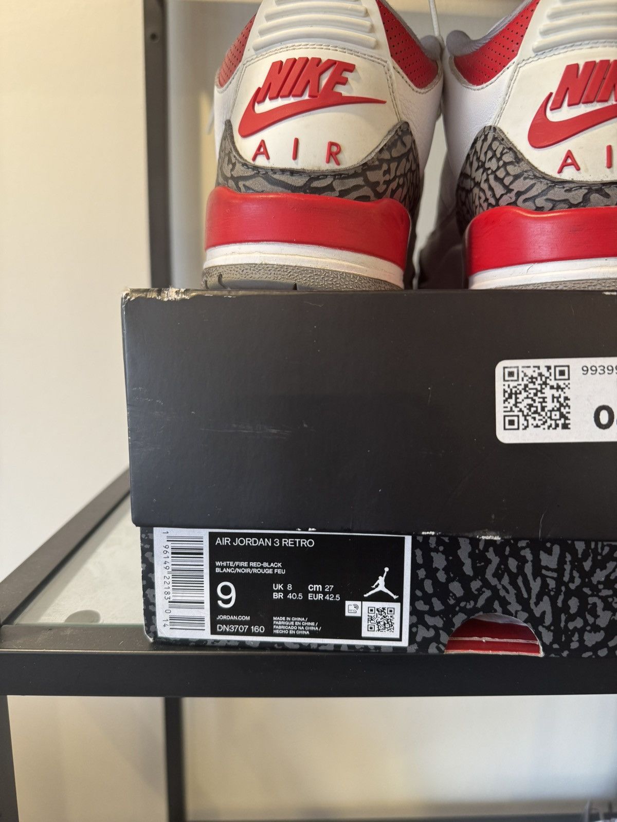 Jordan Brand Nike Air Jordan Retro 3 Fire Red Sneakers Basketball Size US 9 / EU 42 - 5 Thumbnail