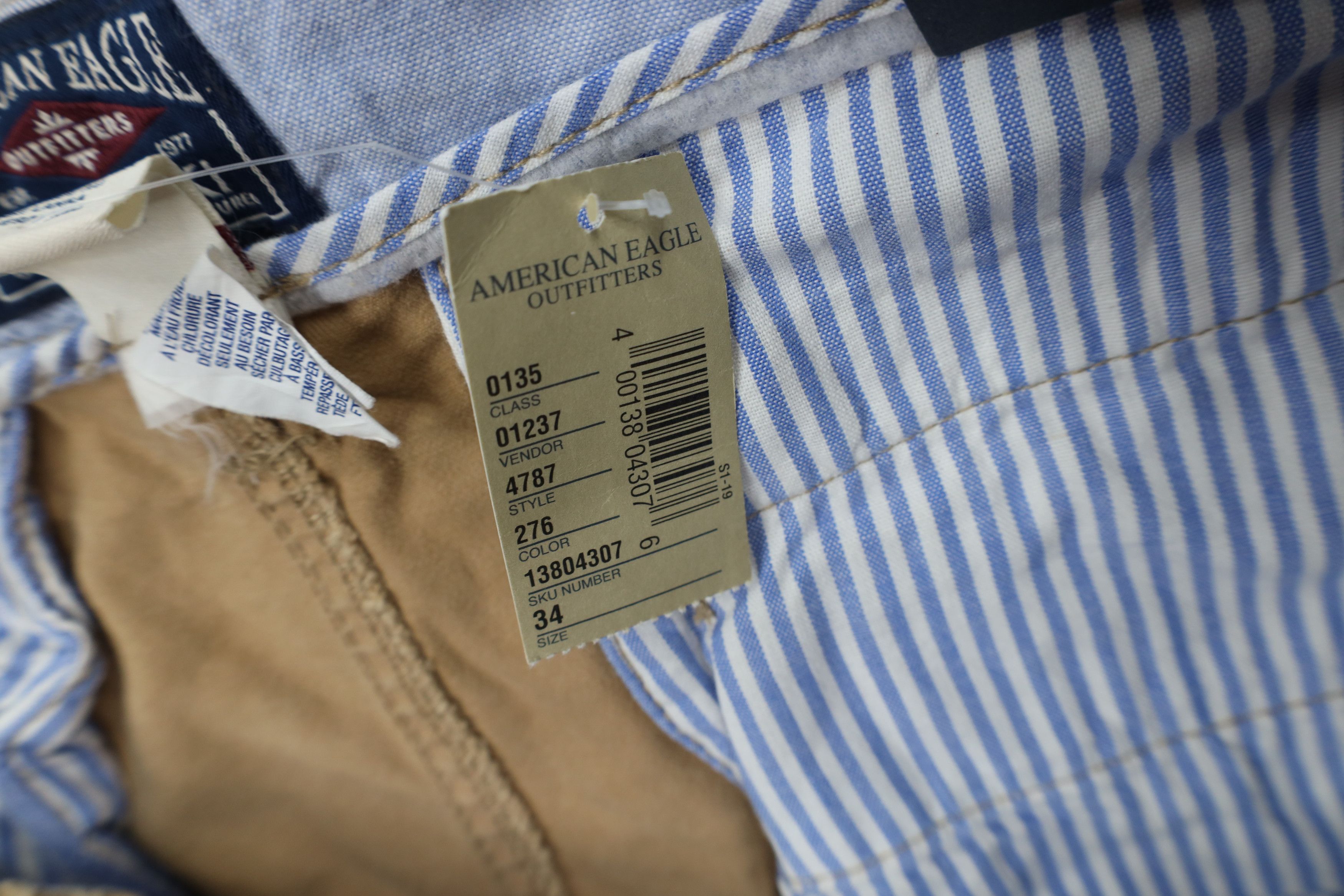 American Eagle Outfitters Deadstock Vintage Y2K American Eagle Outfitters Chino Shorts Size US 34 / EU 50 - 9 Thumbnail