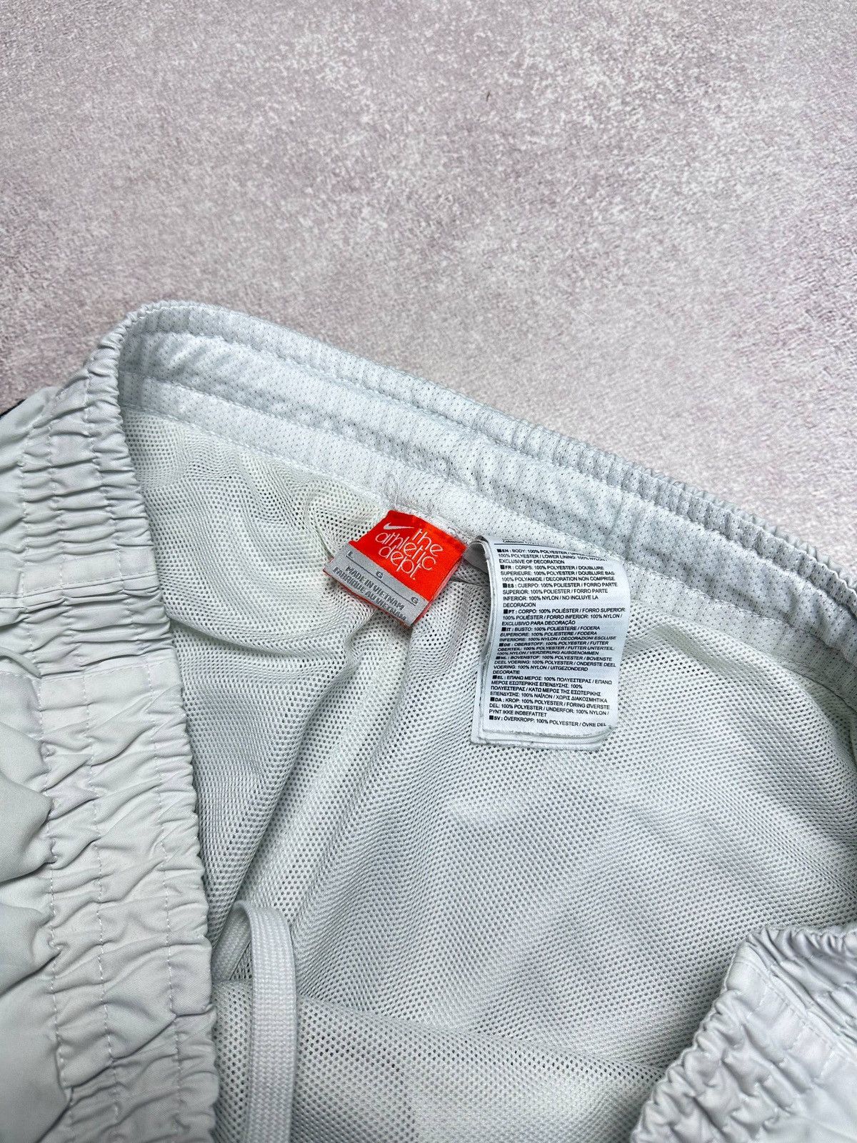 Nike Vintage Nike Tn Skepta Style White Baggy Track Pants L Size US 34 / EU 50 - 10 Thumbnail