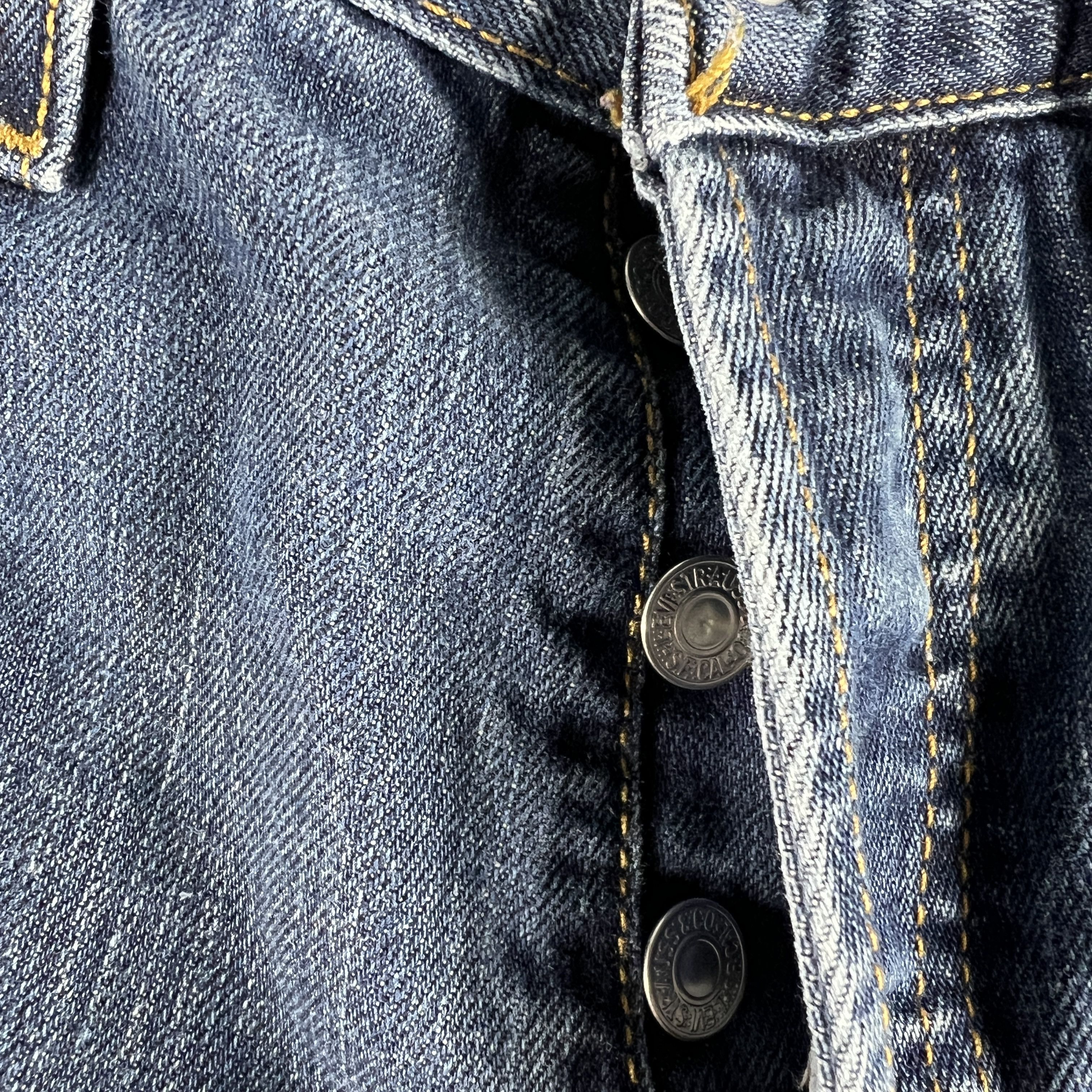 Levi's × Vintage Y2K Levi's Jean Short 501 Cut Off Raw Hem Cotton Denim Jorts Size US 29 - 4 Thumbnail
