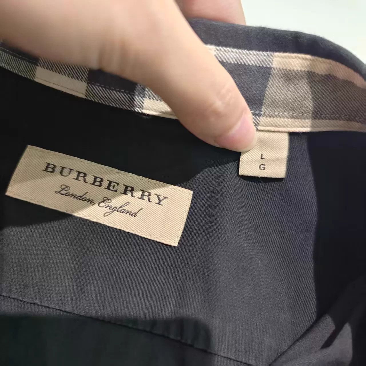 Burberry Burberry Black Horseferry Embroidered Shirt L 99New Size US L / EU 52-54 / 3 - 3 Thumbnail