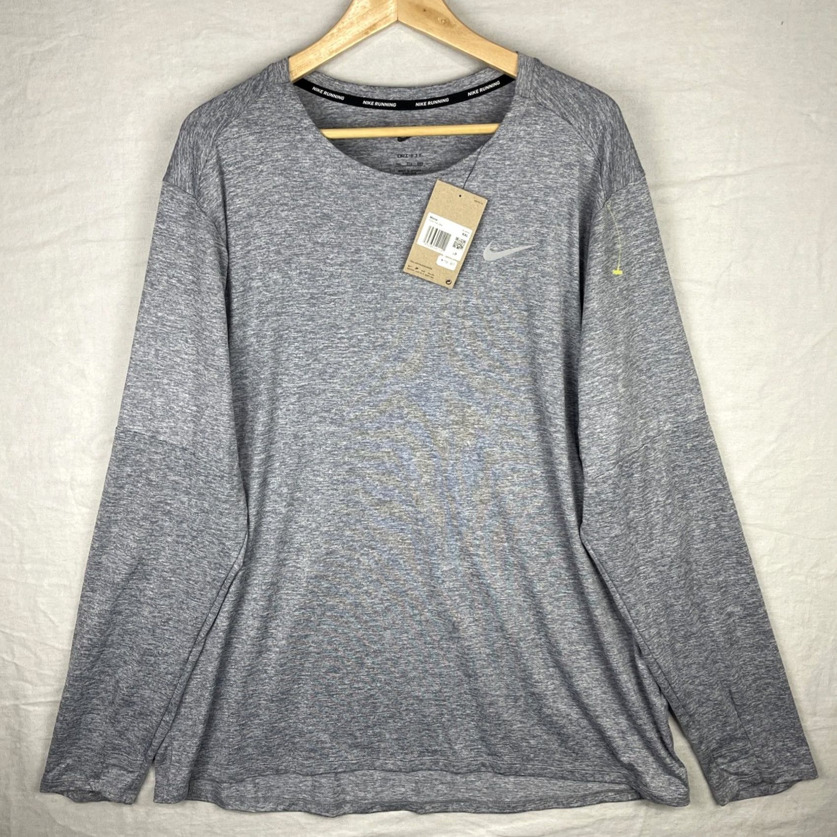 Nike Nike Dri-Fit Element Shirt Mens 2XL Gray Long Sleeve Reflective Running Jogging Element Size US XXL / EU 58 / 5 - 2 Thumbnail