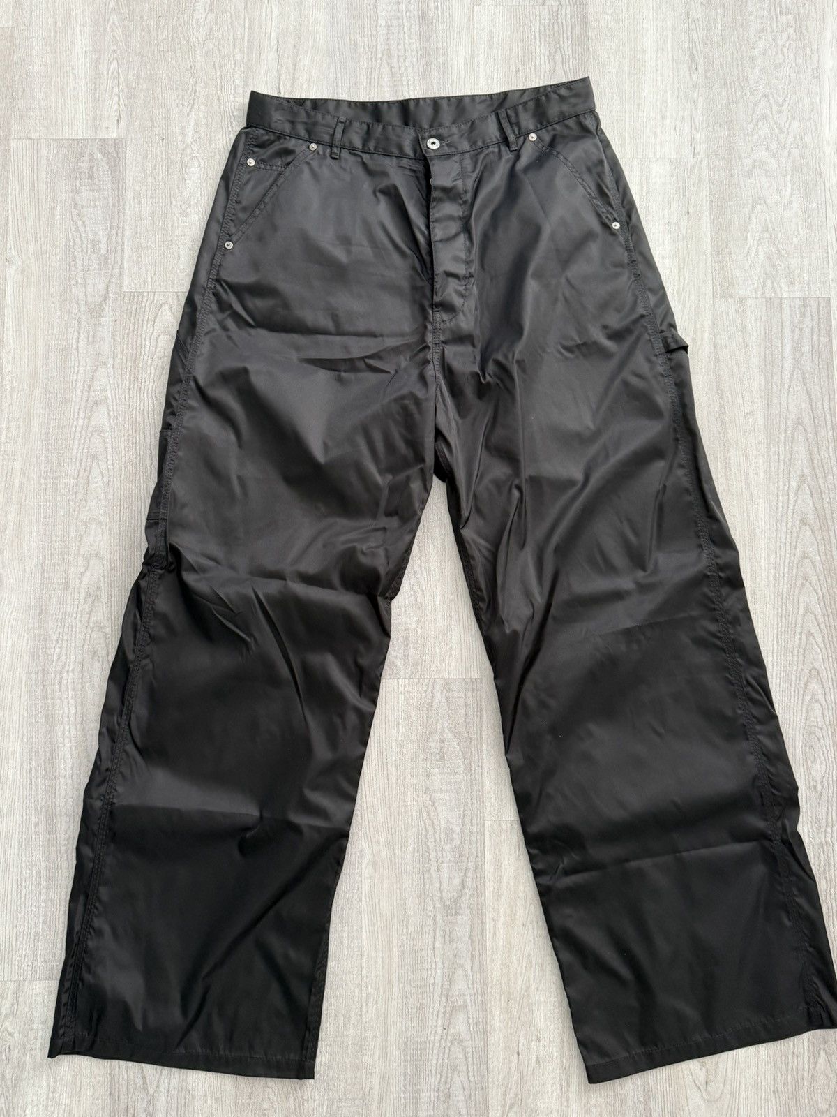 Off-White Off-White Loose Fit Wide Leg Nylon Trouser US36 IT52 Size US 36 / EU 52 - 1 Thumbnail