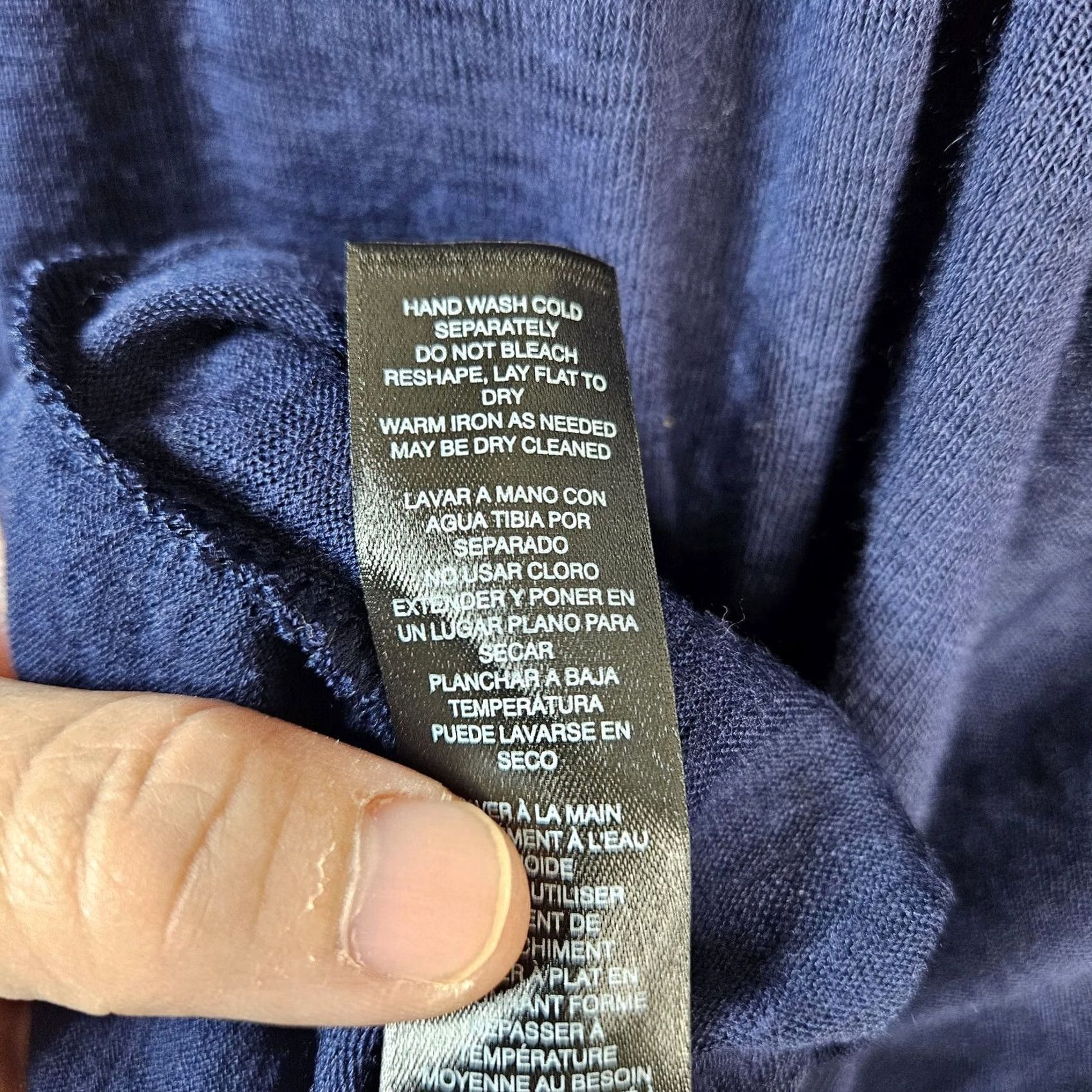 White House Black Market White House Black Market Top Sz S Women’s Navy Blue V-neck Back Size S / US 4 / IT 40 - 5 Thumbnail