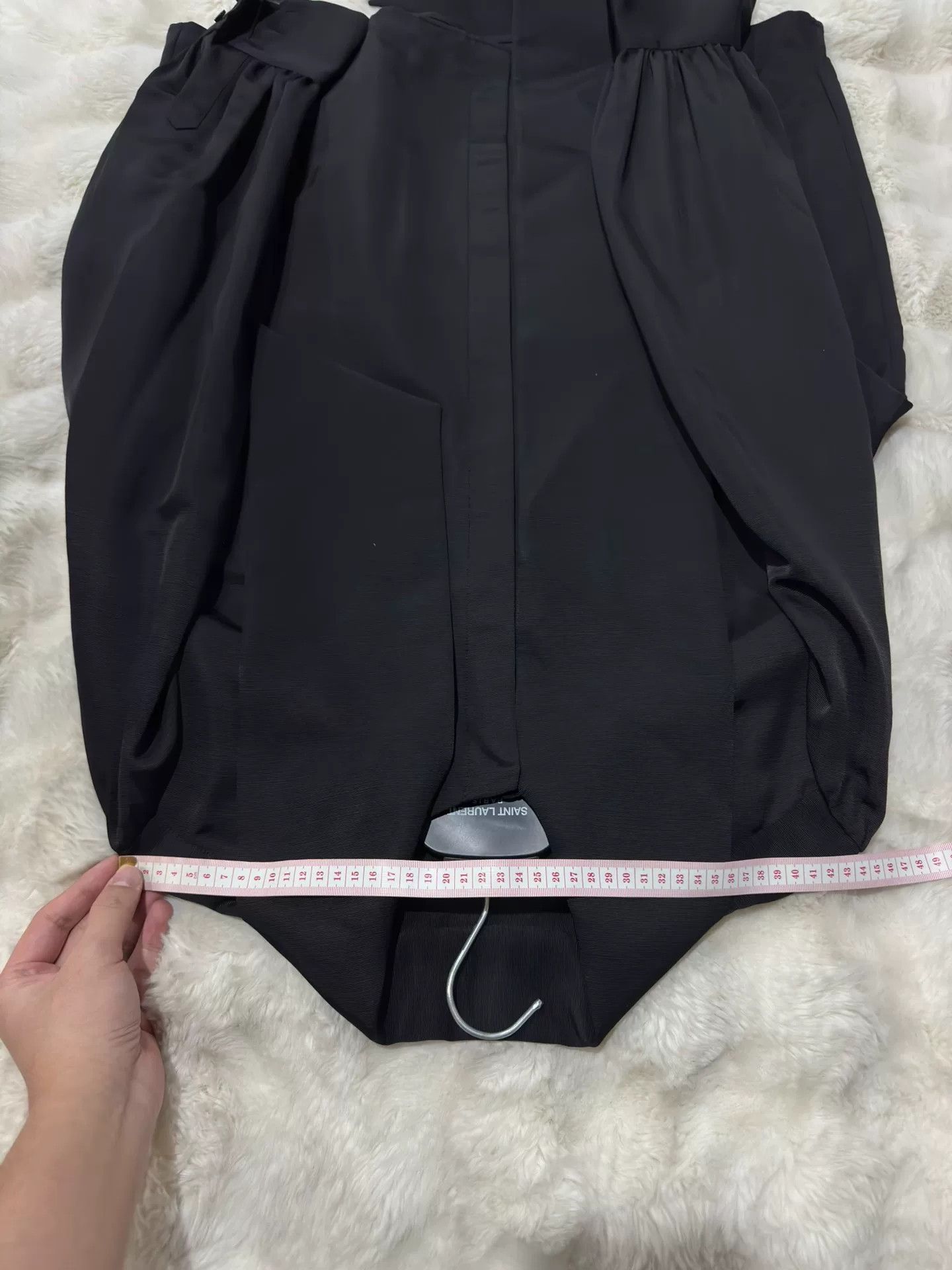 Saint Laurent Paris Saint Laurent Runway Lavallière Bow Shirt Size US L / EU 52-54 / 3 - 7 Thumbnail