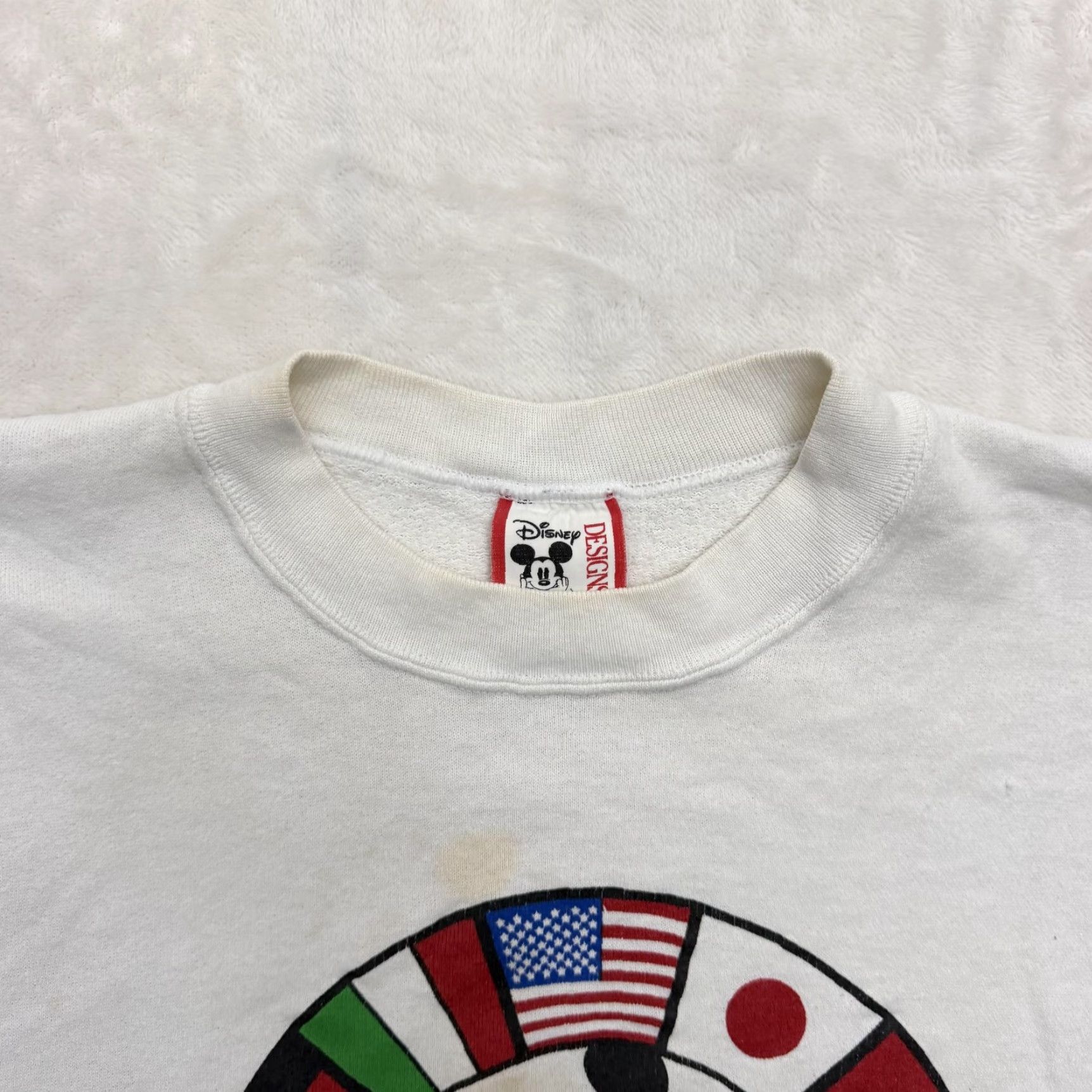 Vintage VINTAGE Mickey Mouse Sweatshirt Mens XL White USA Flag Graphic 90s Disney Designs Pullover Size US XL / EU 56 / 4 - 3 Thumbnail