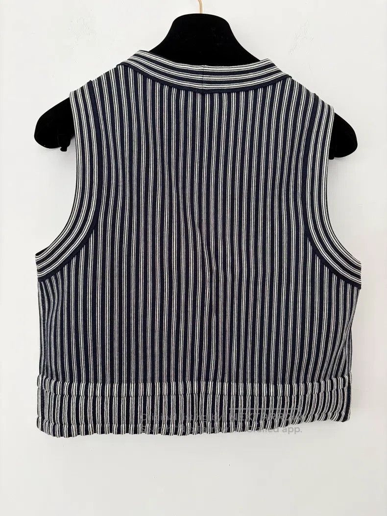 Chanel Chanel Striped V-neck vest Size XXS / US 00 / IT 34 - 2 Thumbnail