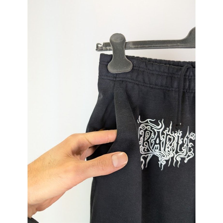 Vetements o1rshd1 Sweatpants & Joggers in Black/Burgundy Size US 32 / EU 48 - 7 Thumbnail