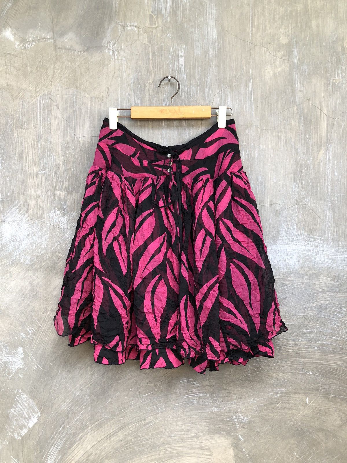 Issey Miyake Issey Miyake Tsumori Chisato Skirt Size 28" / US 6 / IT 42 - 1 Thumbnail