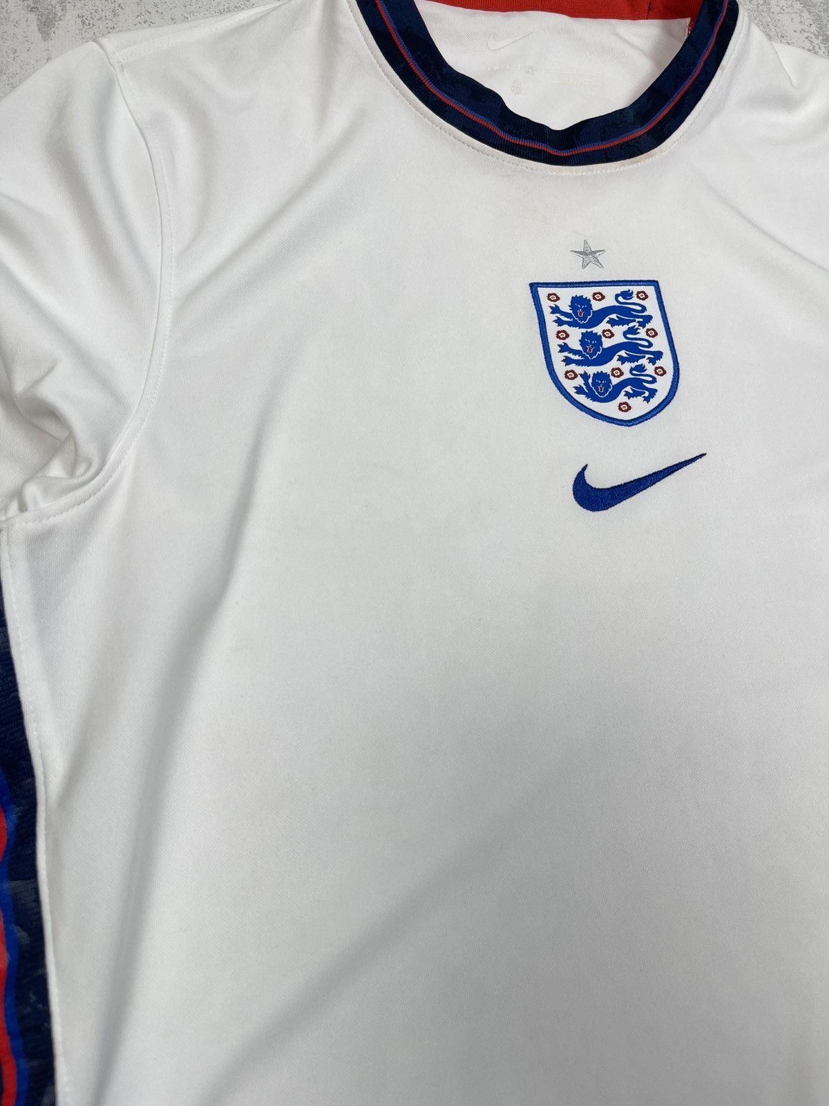 Nike England 2020/21 Home Jersey – Nike Dri-FIT Vapor Design Size US M / EU 48-50 / 2 - 7 Thumbnail