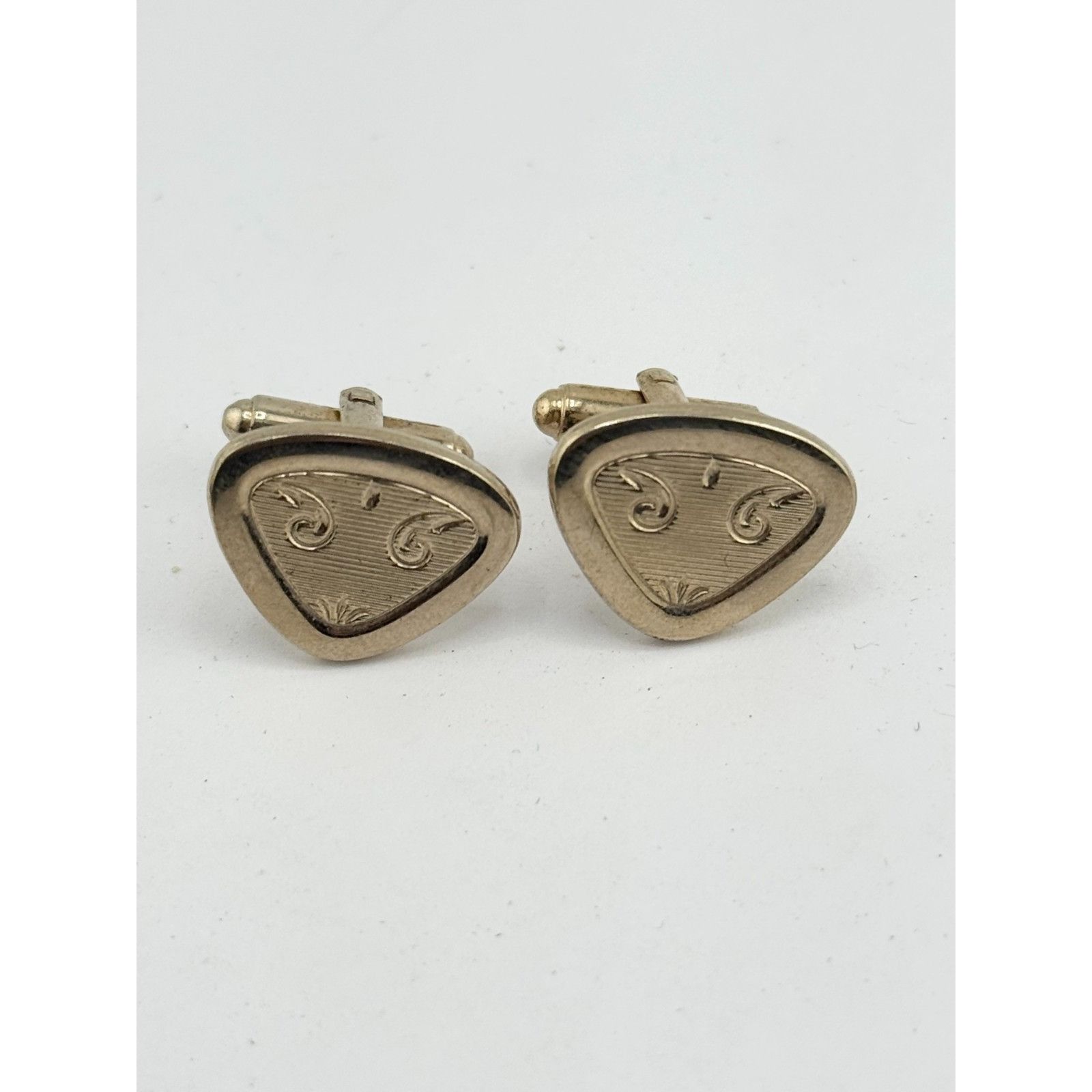 Vintage Vintage gold tone unisex cuff links Size ONE SIZE - 2 Thumbnail