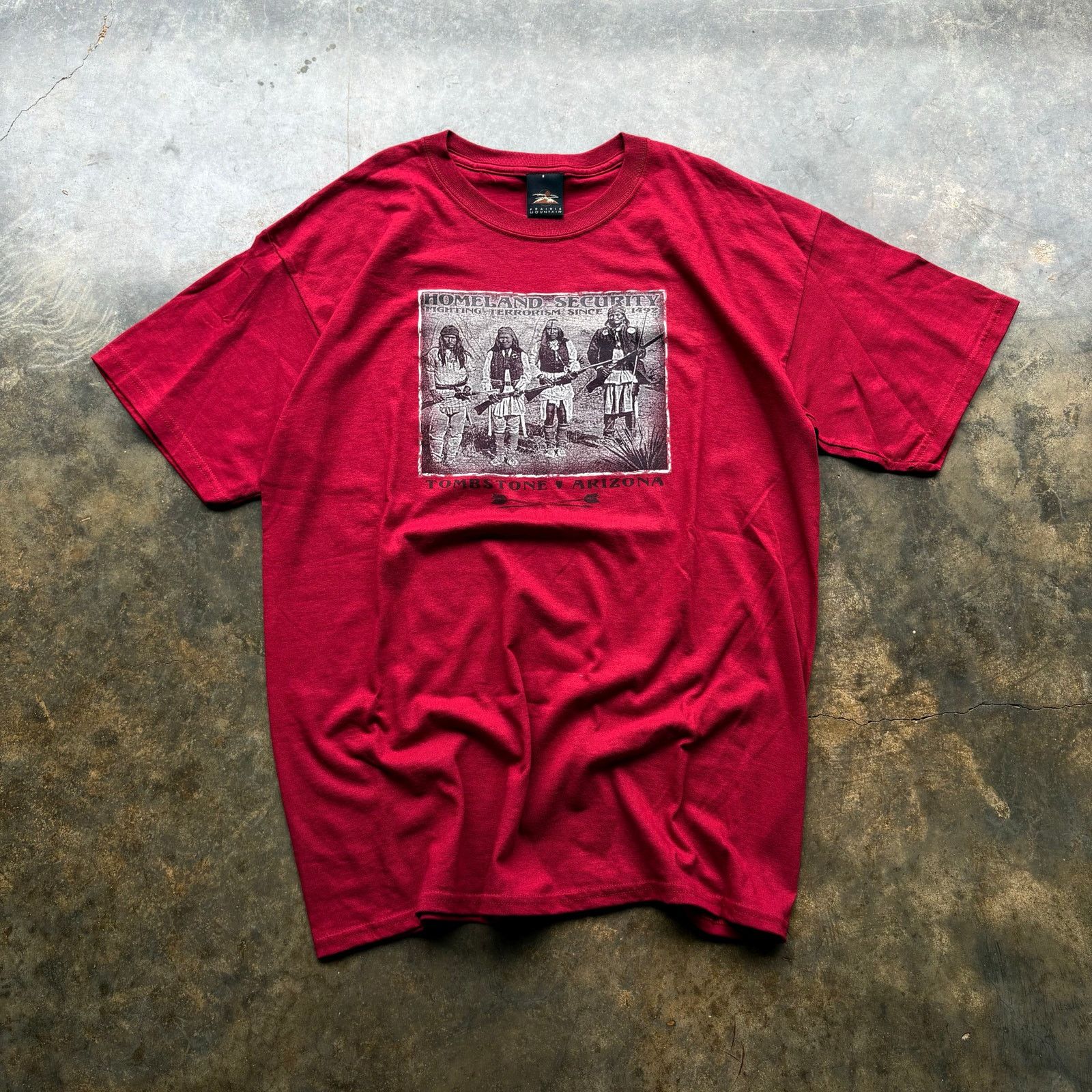 Vintage Crazy Vintage Y2K Homeland Security Firearms Graphic Tee Size US L / EU 52-54 / 3 - 1 Thumbnail