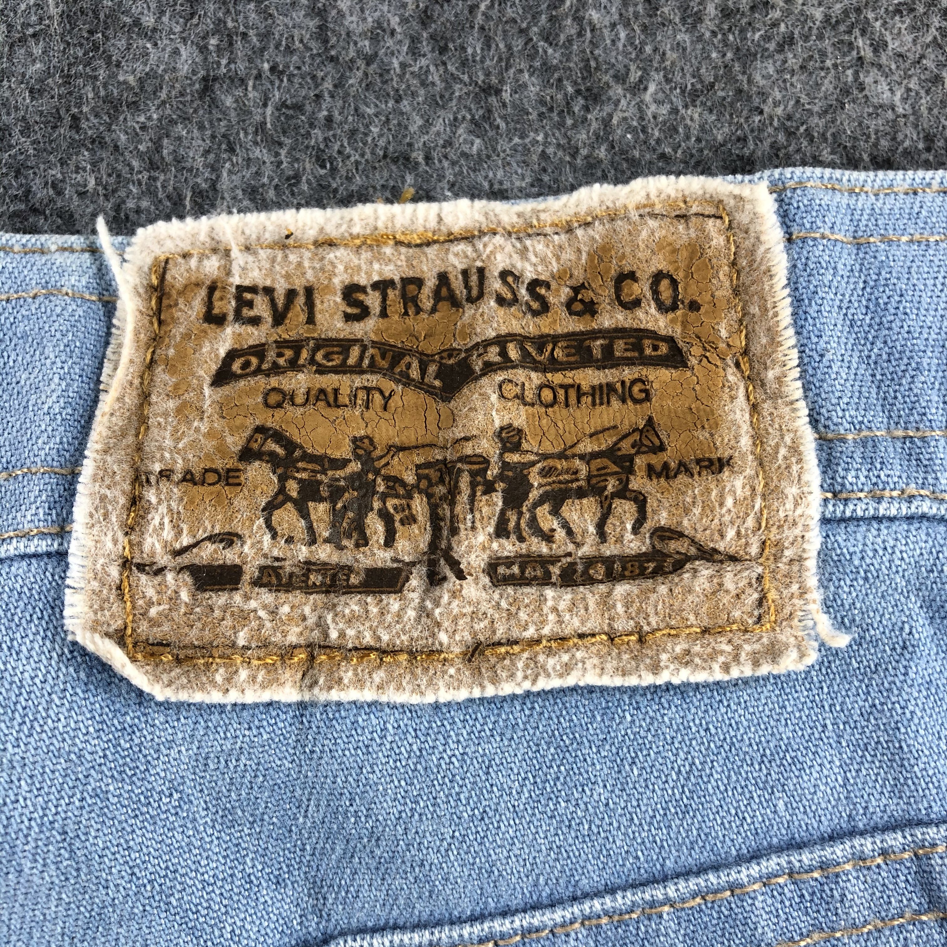 Levi's Vintage Light Wash Levis Jeans-J2176 Size US 40 / EU 56 - 5 Thumbnail