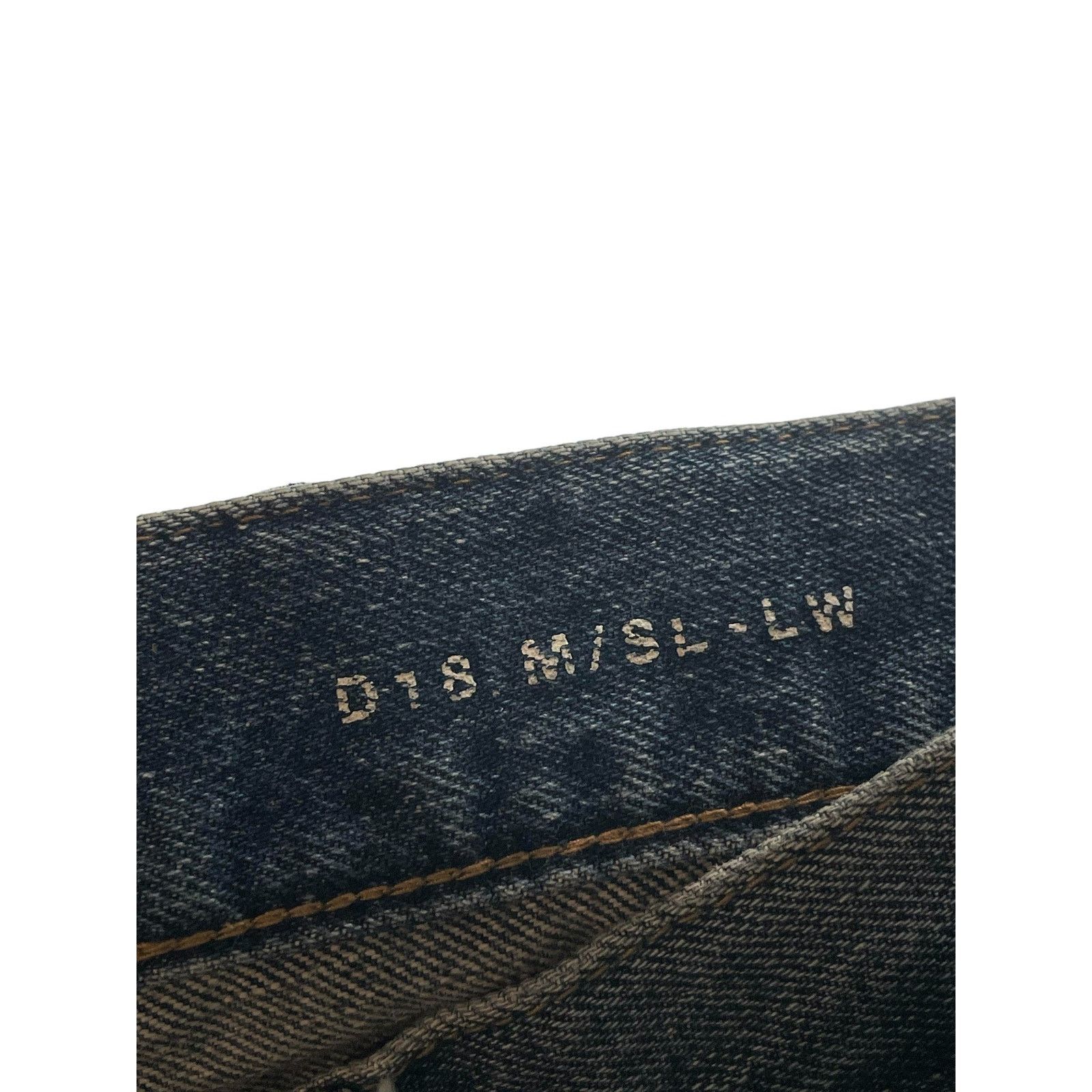 Saint Laurent Paris Saint Laurent Dark Wash Jeans Size US 31 - 3 Thumbnail