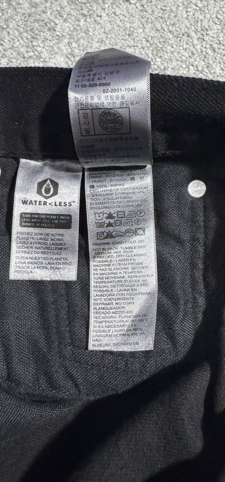 Levi's Levi’s 501 Jeans in Black W38 L30. Size US 38 / EU 54 - 6 Thumbnail