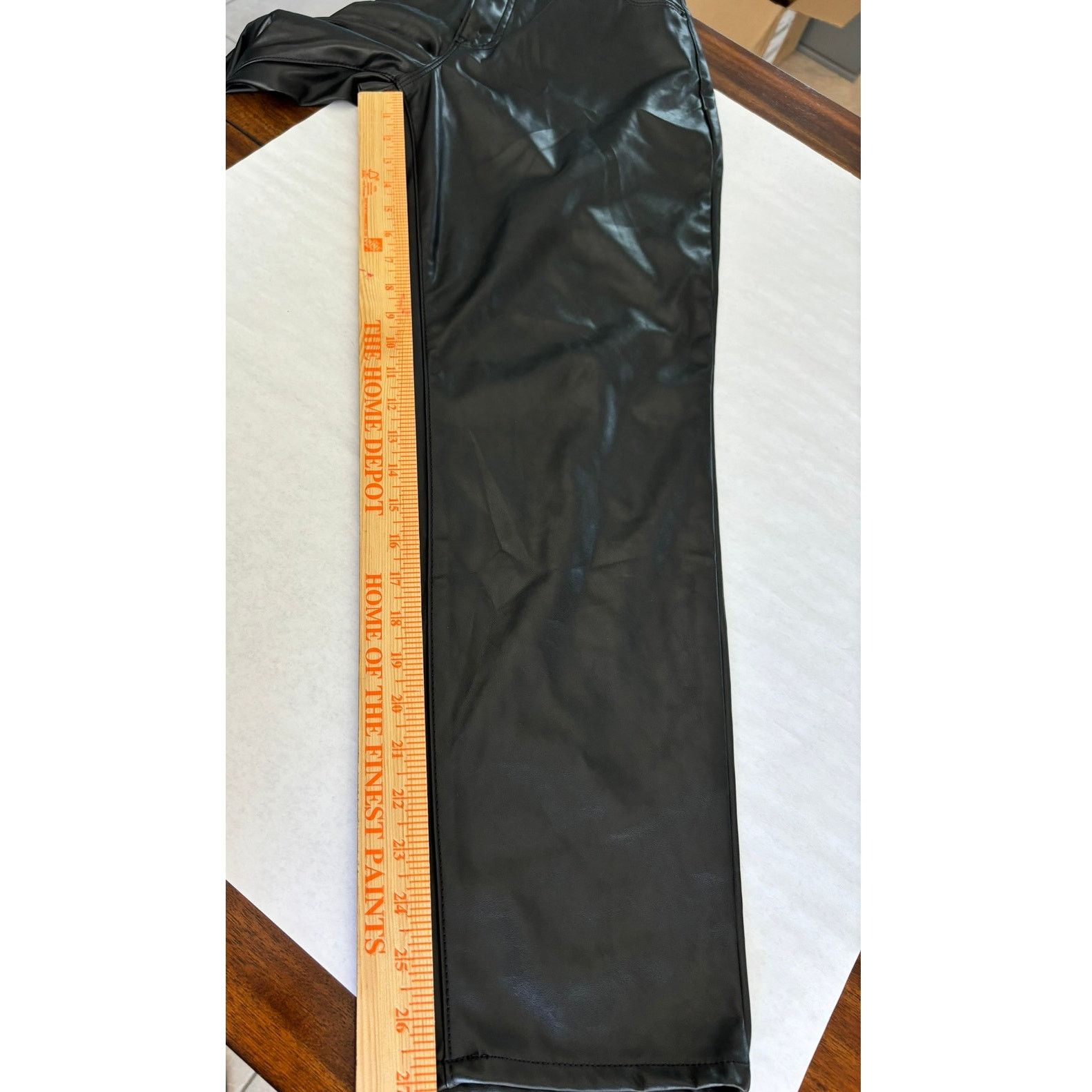 Old Navy NWT Old Navy Faux Leather High Rise Straight Pants Size 10 Size 32" / US 10 / IT 46 - 7 Thumbnail