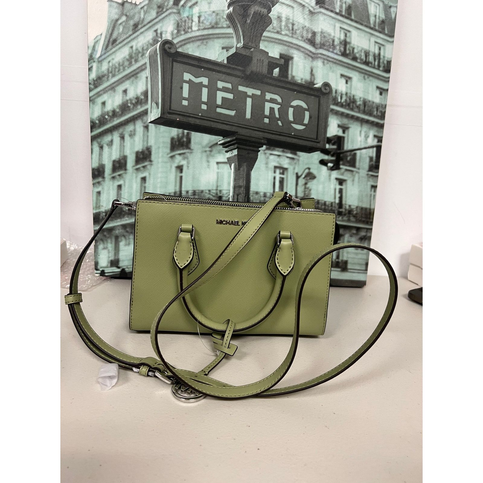 Michael Kors Michael Kors 35S3S6HS5L Sheila Small Satchel Size ONE SIZE - 5 Thumbnail