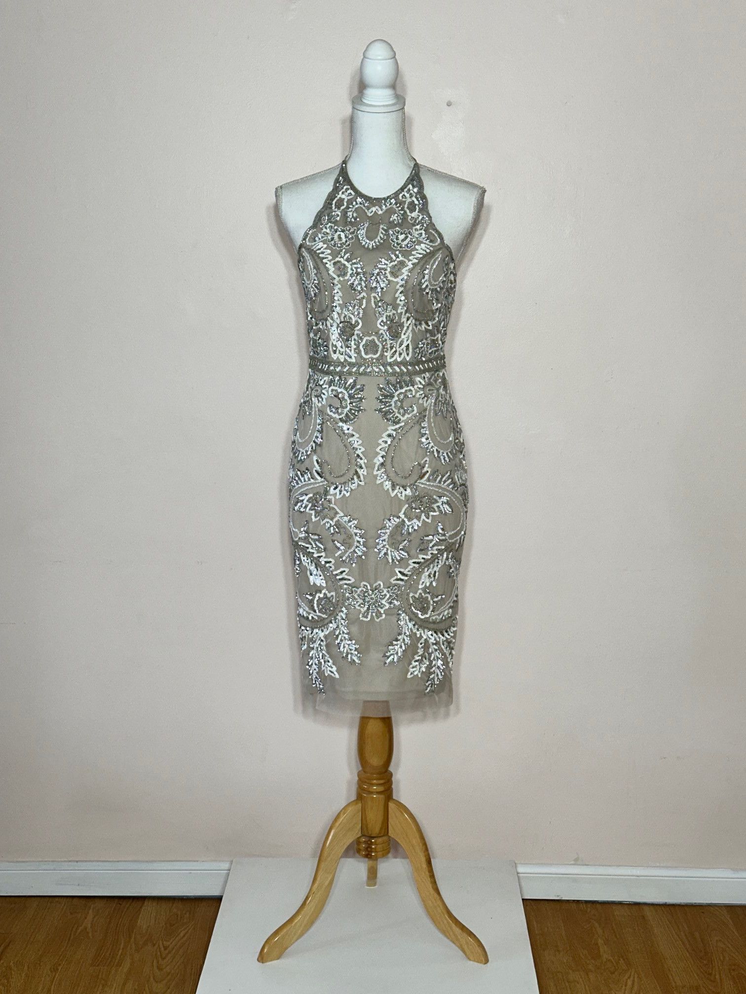 Adrianna Papell Beige Net with Silver Sequin and Beaded tie back dress Size XS / US 0-2 / IT 36-38 - 2 Thumbnail